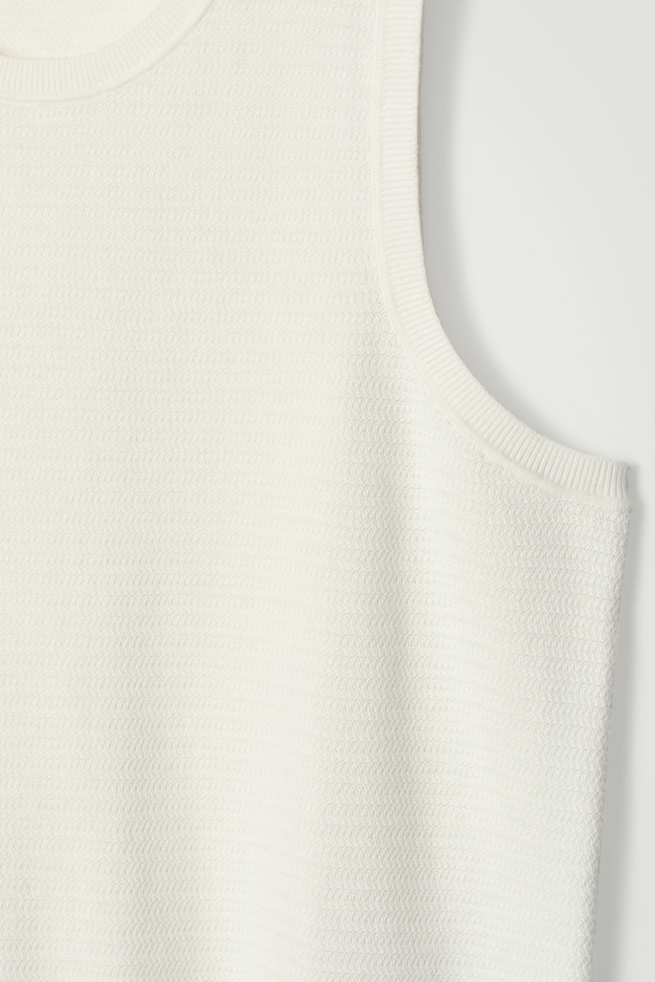 TEXTURED KNITTED COTTON TANK TOP