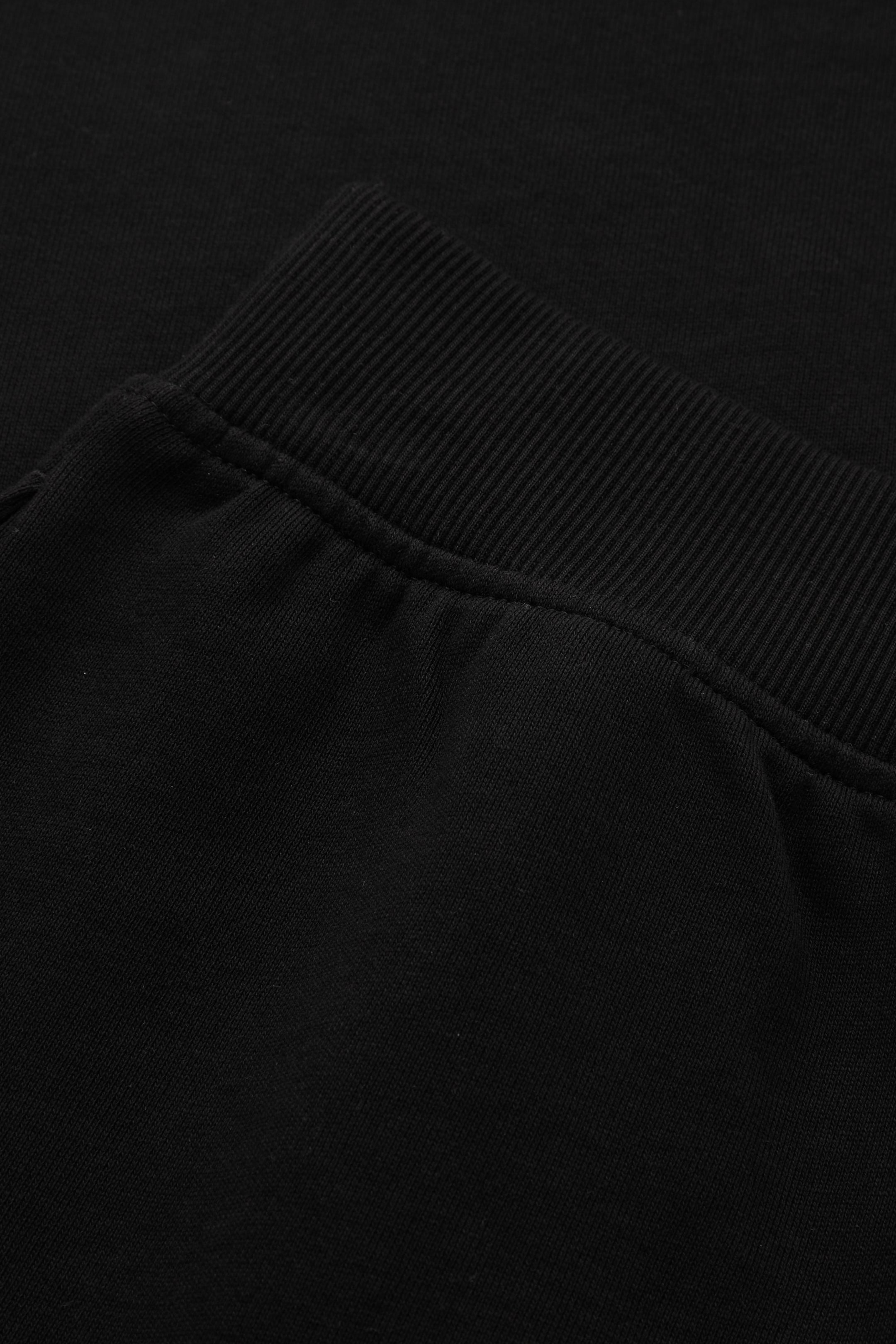 StillMedia/DescriptiveDetail