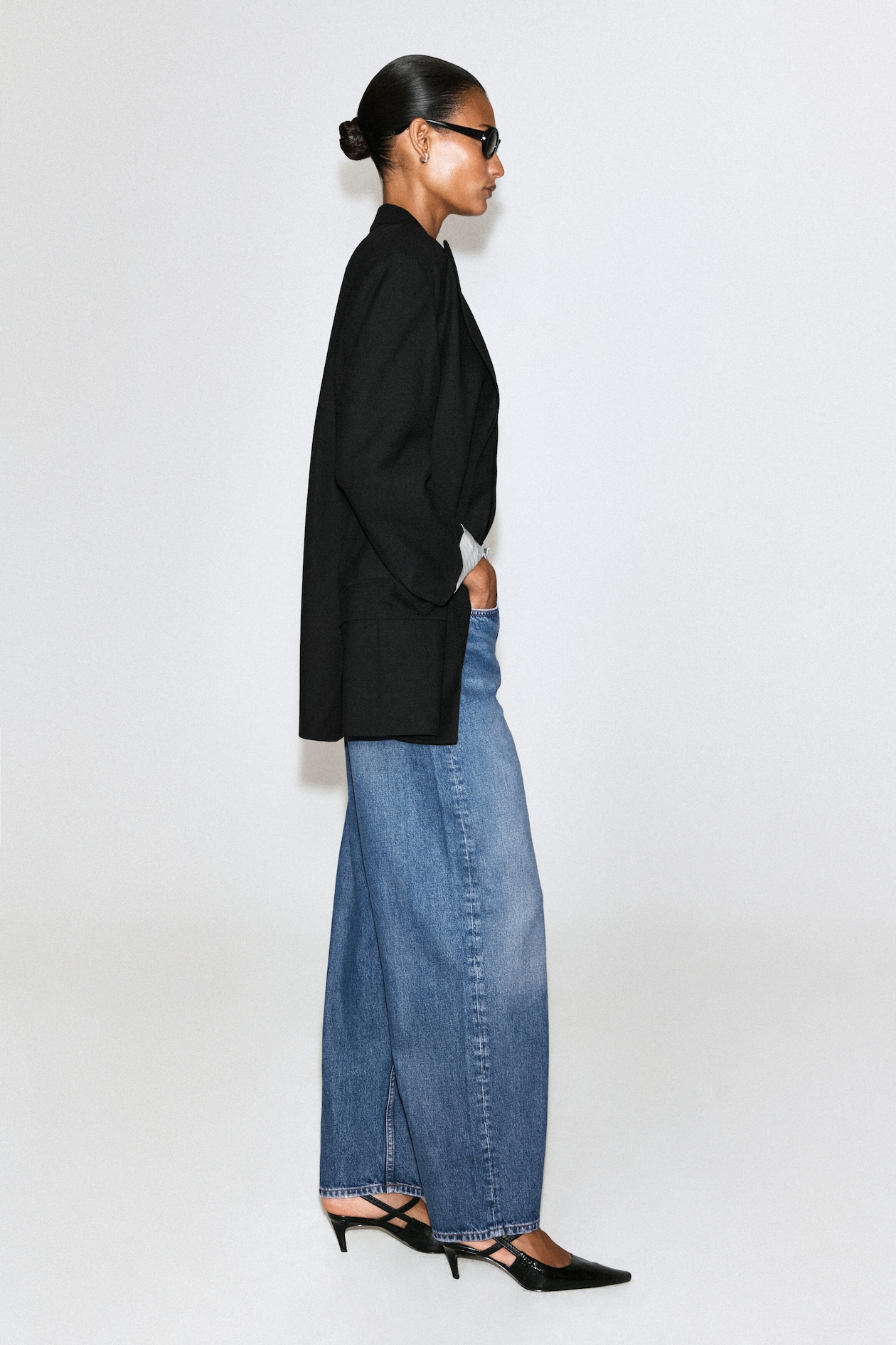 BAY BARREL-LEG JEANS — BLUE