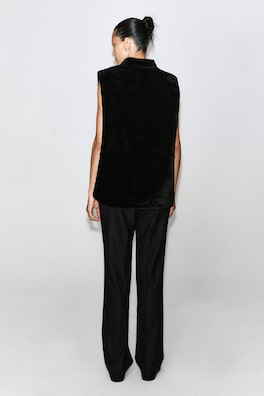 SHEARLING GILET — CARBON 6