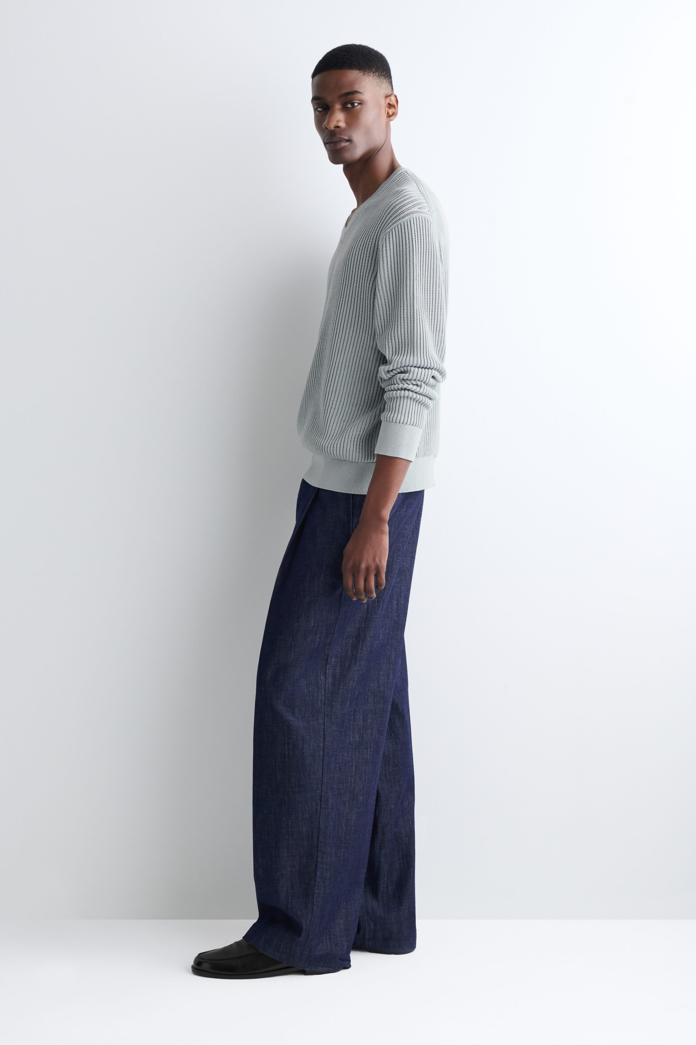 LADDER-STITCH COTTON V-NECK JUMPER - LIGHT BLUE | COS DE