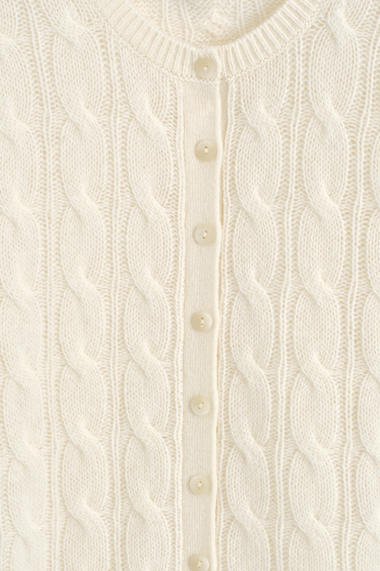 CABLE-KNIT PURE CASHMERE CARDIGAN — IVORY