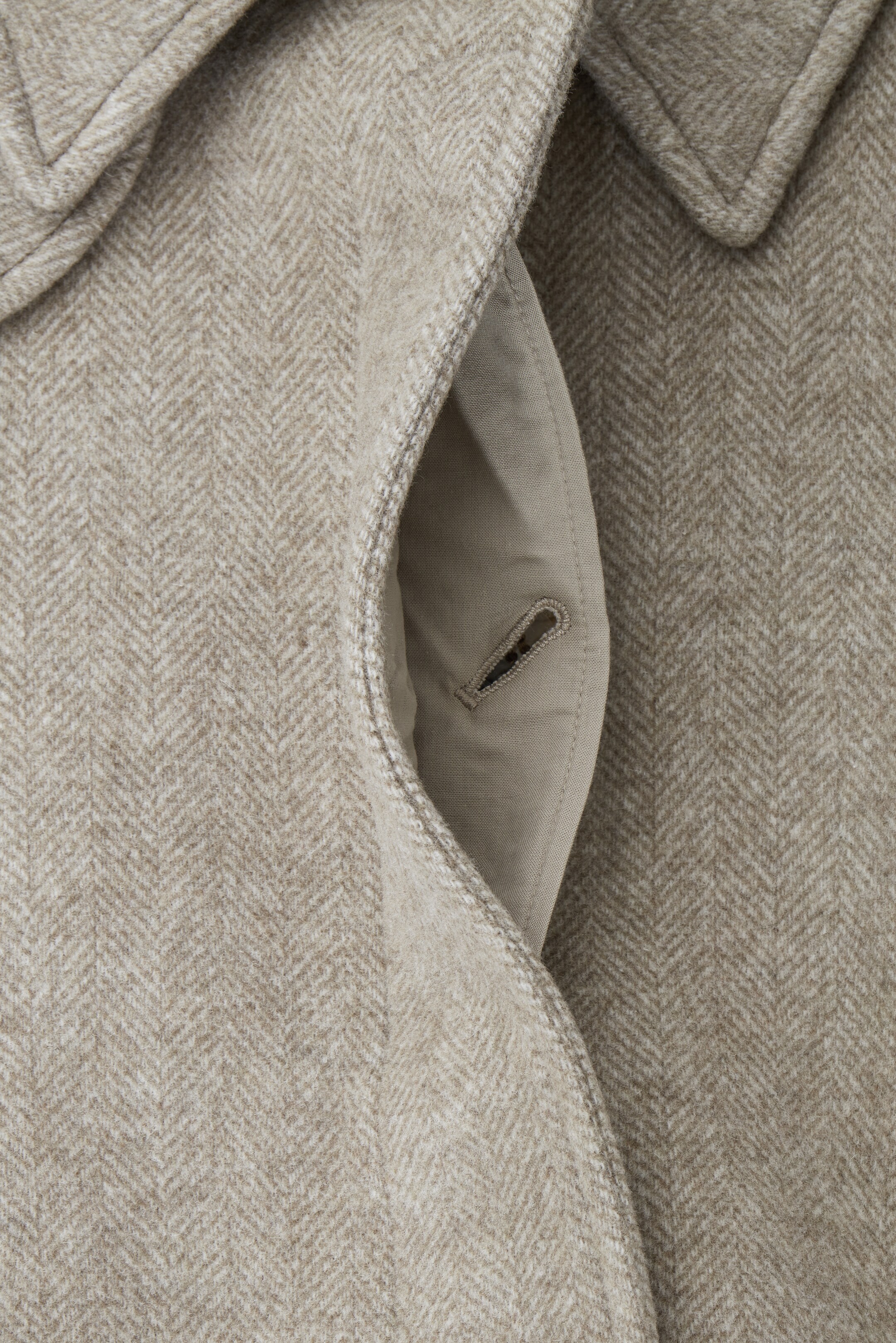 Grotere afbeelding bekijken: OVERSIZED ROUNDED WOOL COAT - BEIGE MÉLANGE - DAMES | H&M NL 3