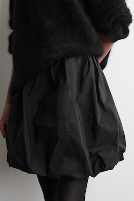 BUBBLE-HEM MINI SKIRT — BLACK 2