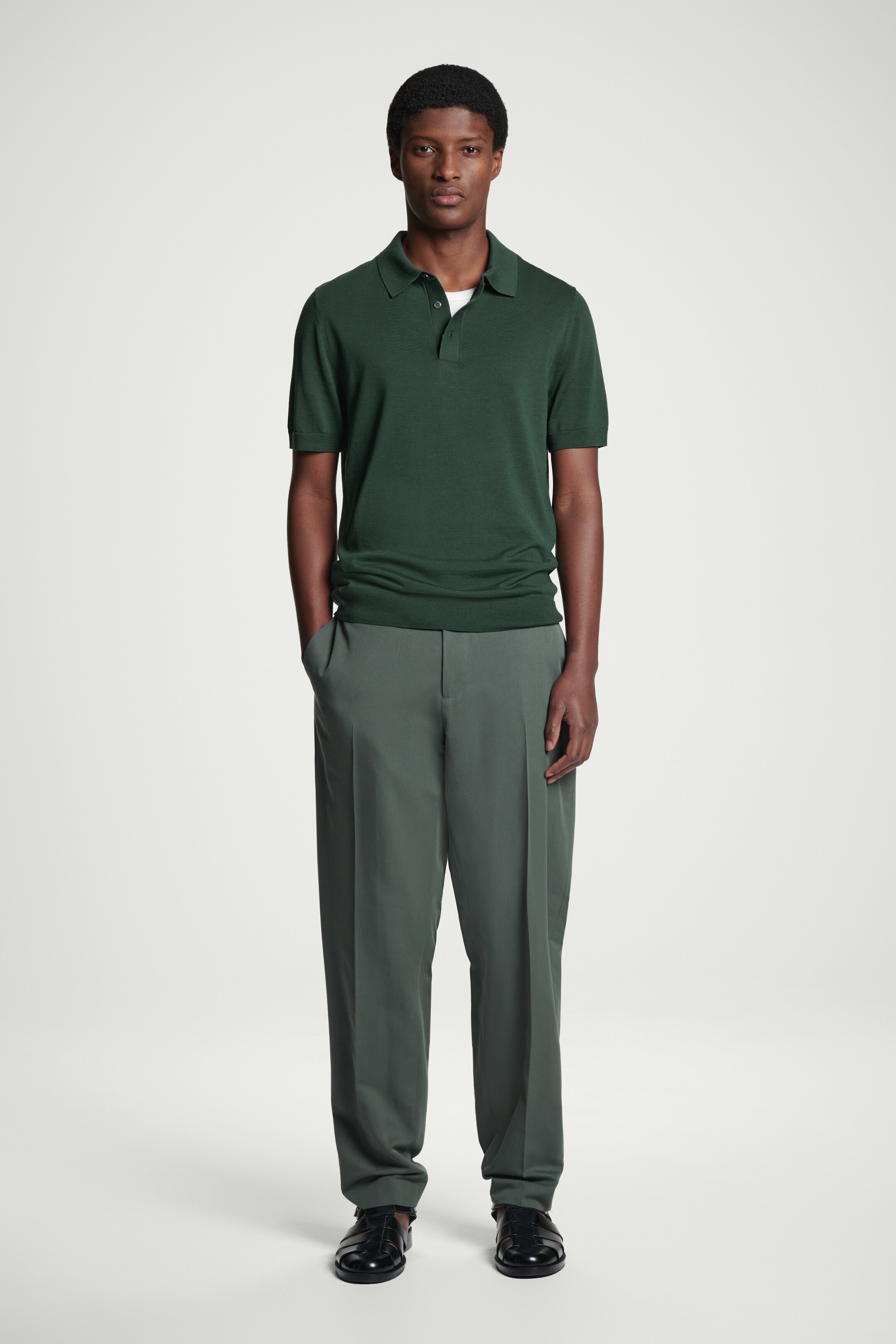 Visualizza immagine più grande: POLO SLIM IN MAGLIA DI SETA - VERDE SCURO - UOMO | H&M IT 5