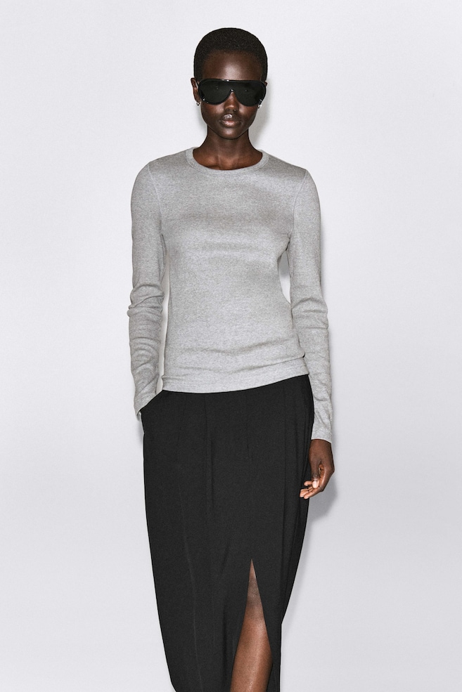 SLIM RIBBED COTTON LONG-SLEEVED TOP — GRAY MÉLANGE