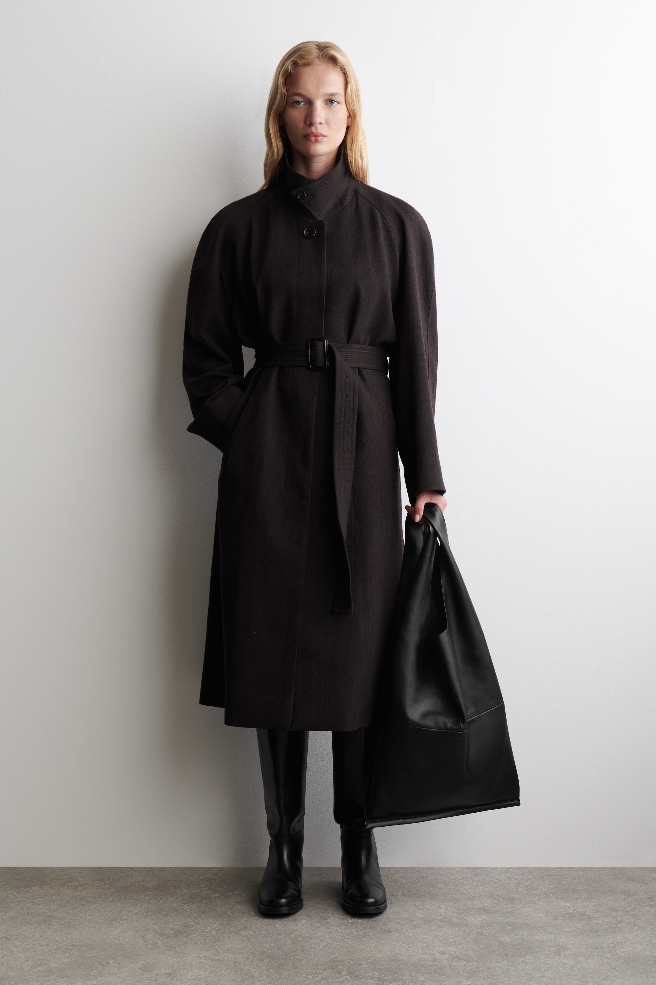SLOUCHY TOTE BAG - LEATHER