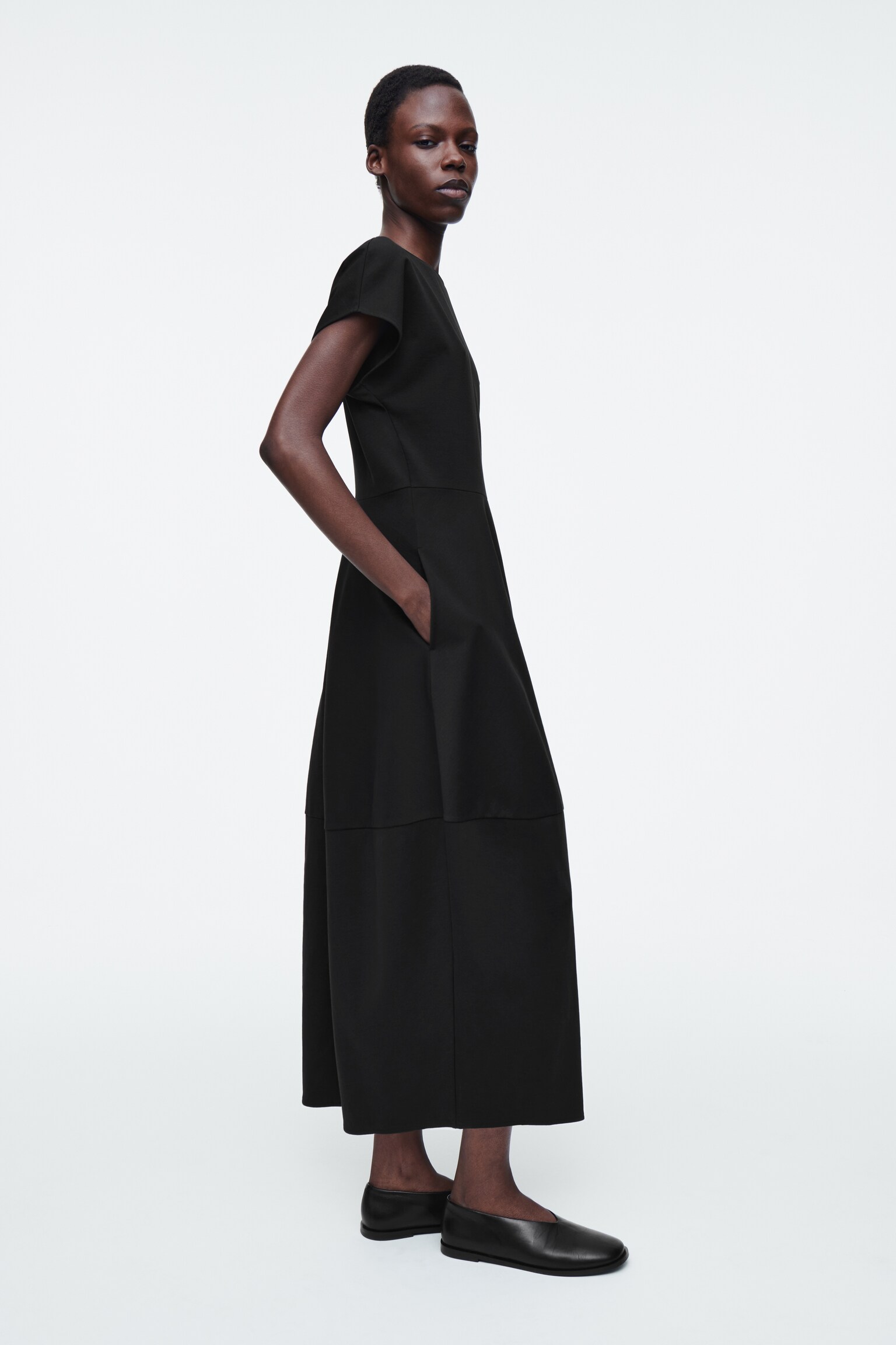 VESTIDO MIDI ESCULPIDO DE ALGODÓN - NEGRO/AZUL MARINO/AZUL CLARO/OCRE - 5