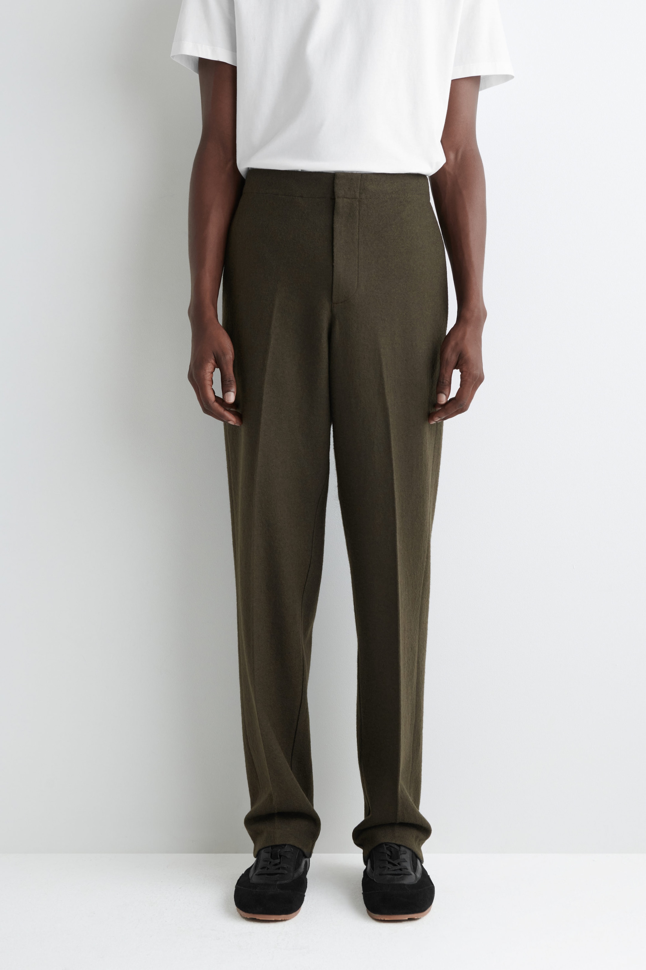 PANTALONI ELASTICIZZATI IN LANA COTTA