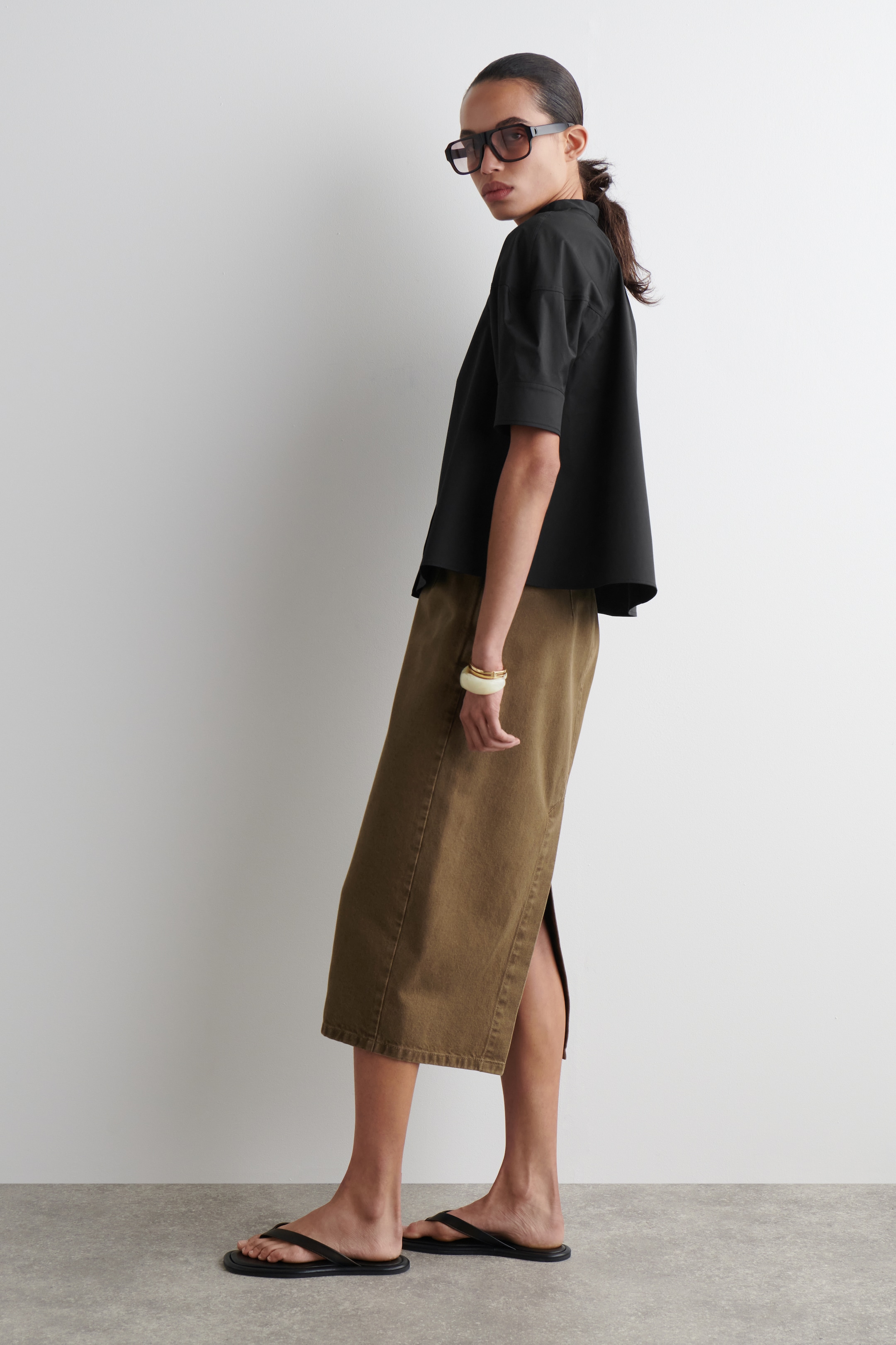 View larger image: PUFF-SLEEVE BLOUSE - BLACK - Ladies | H&M GB 3