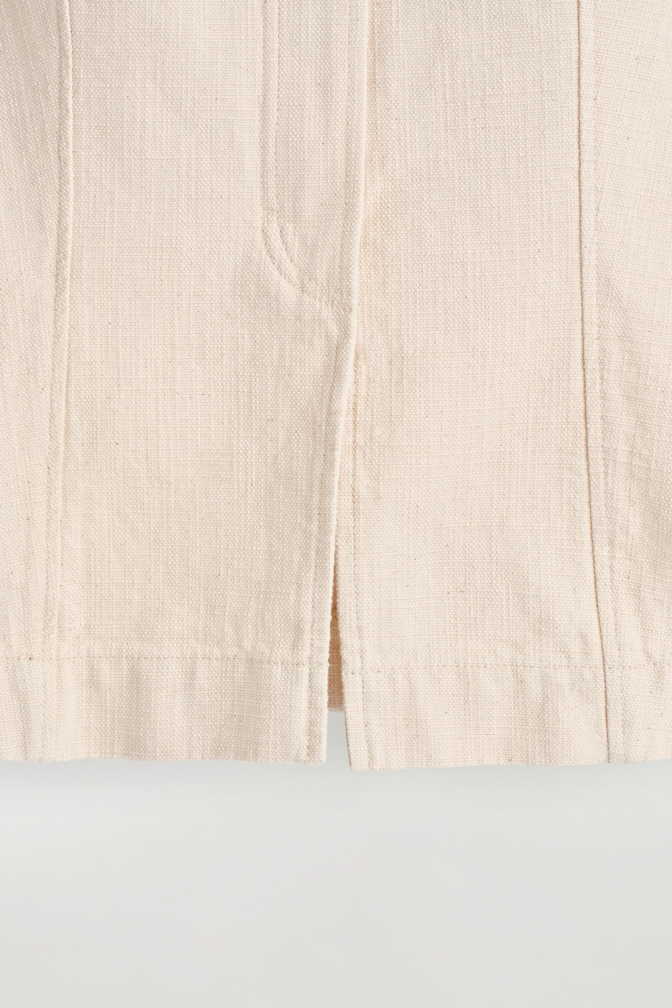 Vezi imaginea mai mare: TOP DIN DENIM FĂRĂ MÂNECI - ALB-OFF-WHITE - FEMEI | H&M RO 7
