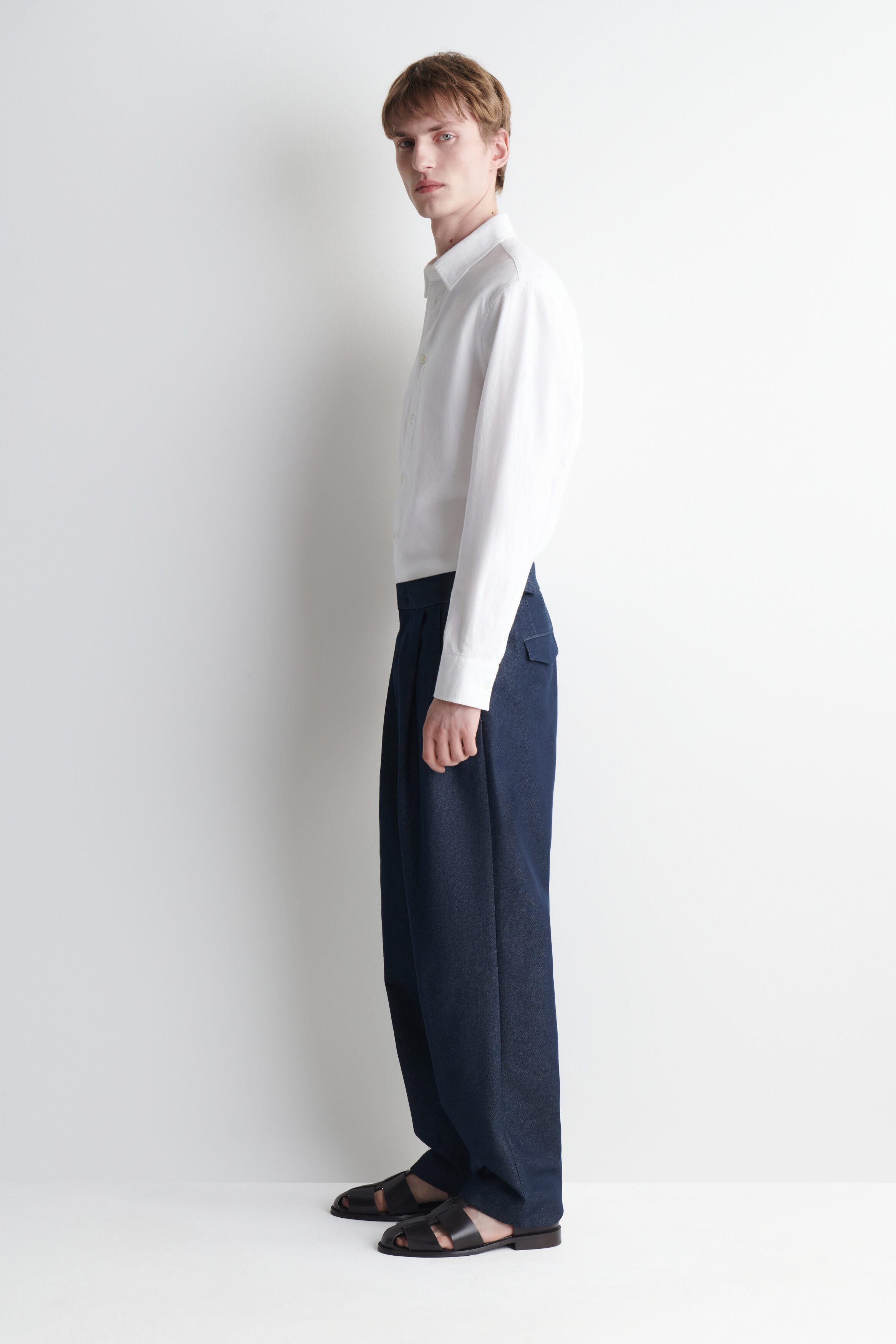 DENIM-EFFECT RELAXED-FIT TAPERED PANTS - thumbnail 3