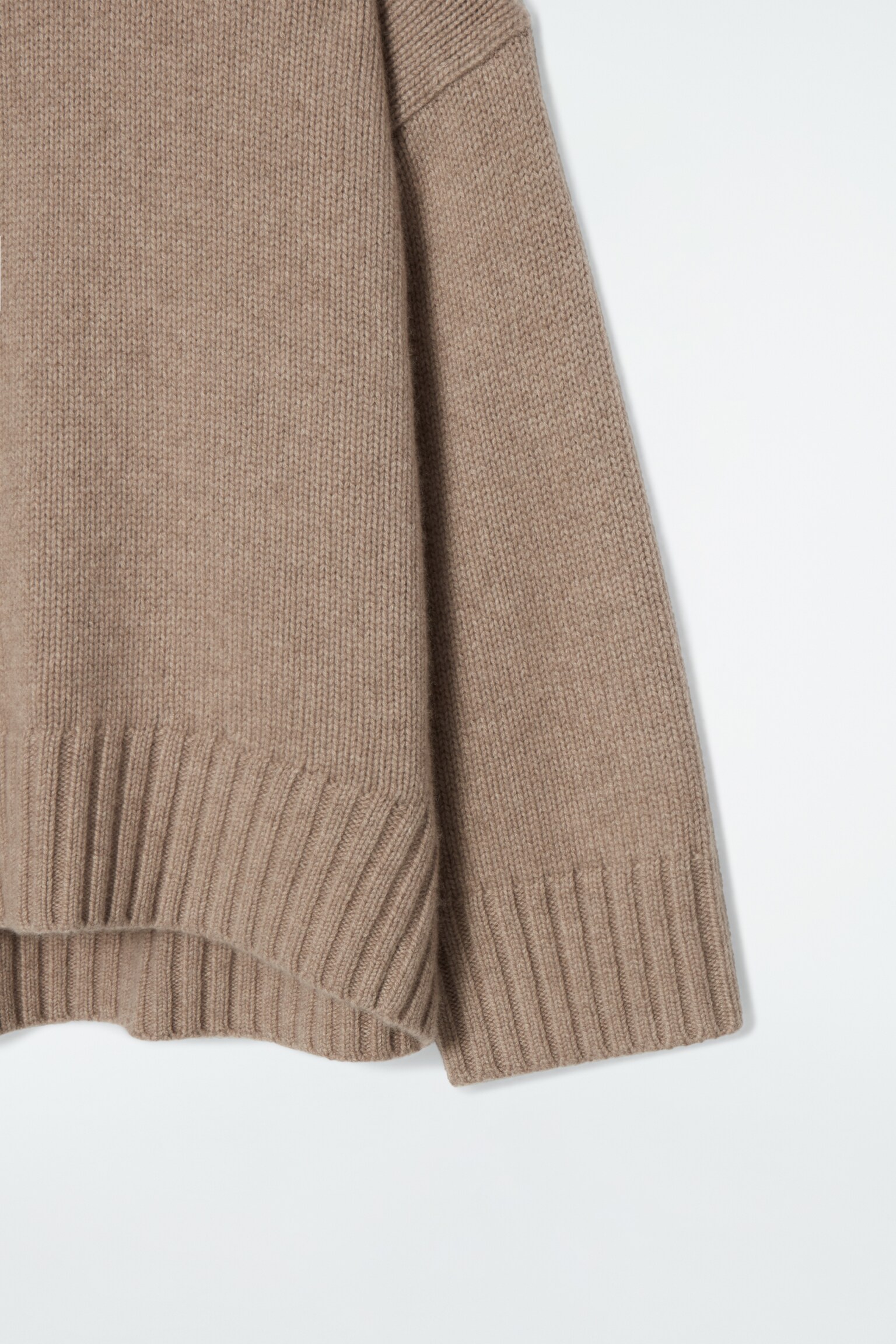 CHUNKY CASHMERE TURTLENECK JUMPER - BEIGE / UNDYED - 2