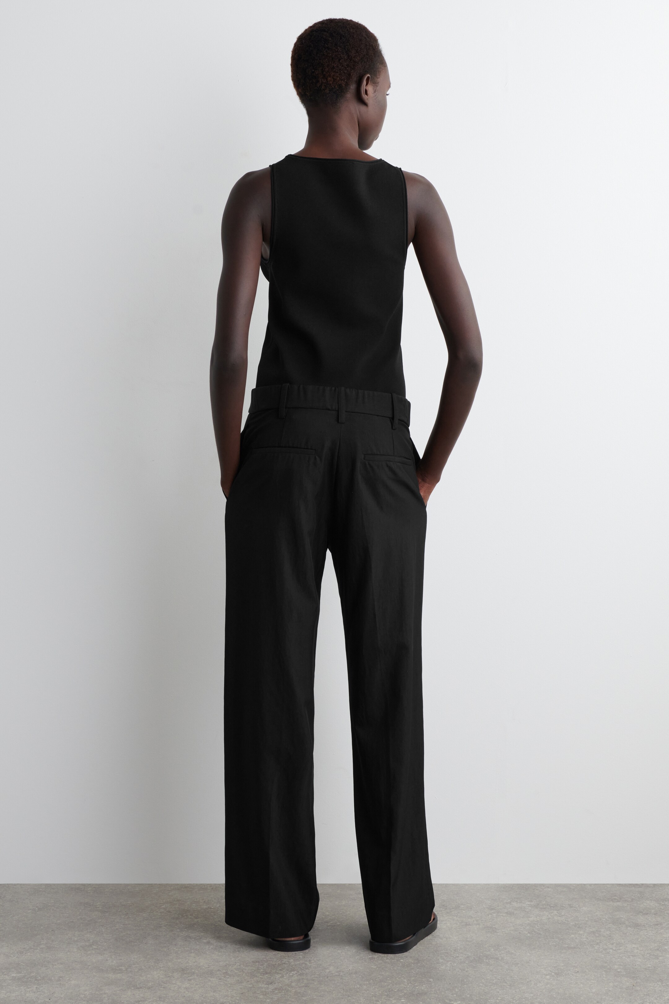 Agrandir l'image: PANTALON FLUIDE À TAILLE AJUSTABLE - NOIR - FEMME | H&M FR 3
