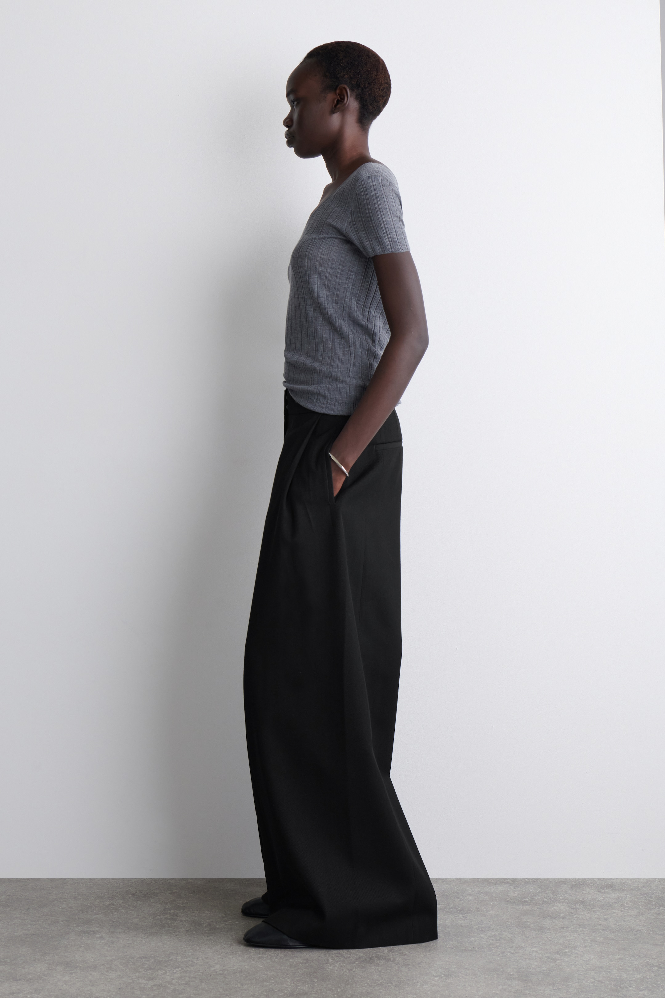 Grotere afbeelding bekijken: RELAXTE WOL-MIX WIJDE BROEK - ZWART - DAMES | H&M BE 2