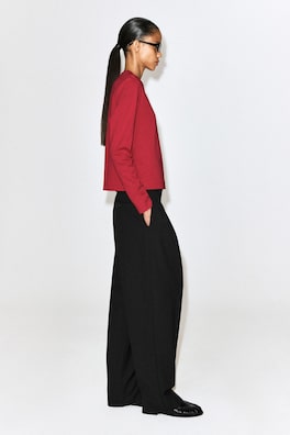 CLEAN CUT LONG-SLEEVED T-SHIRT — RED 4