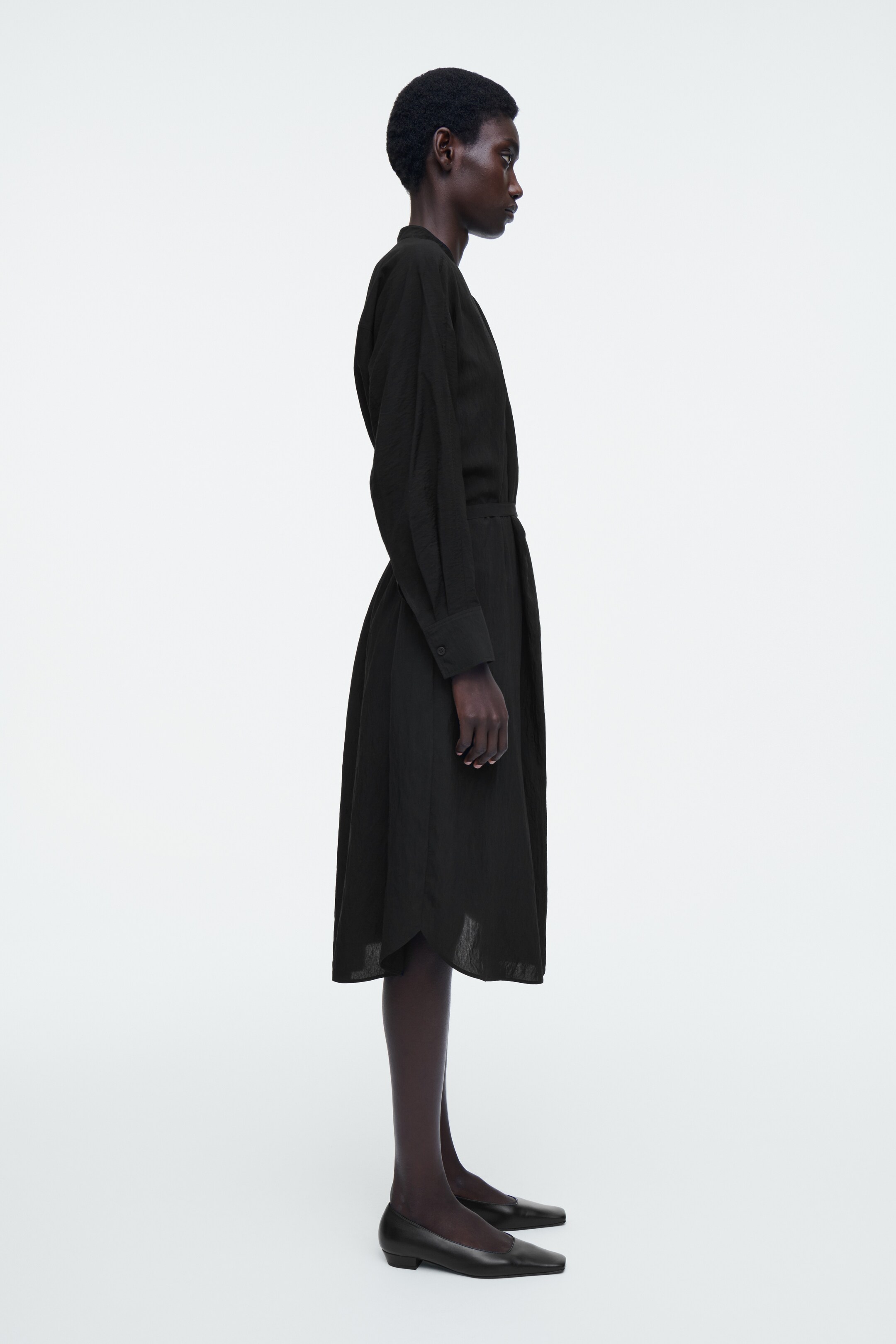 Agrandir l'image: ROBE MIDI CEINTURÉE ET DRAPÉE - NOIR - FEMME | H&M CH 5