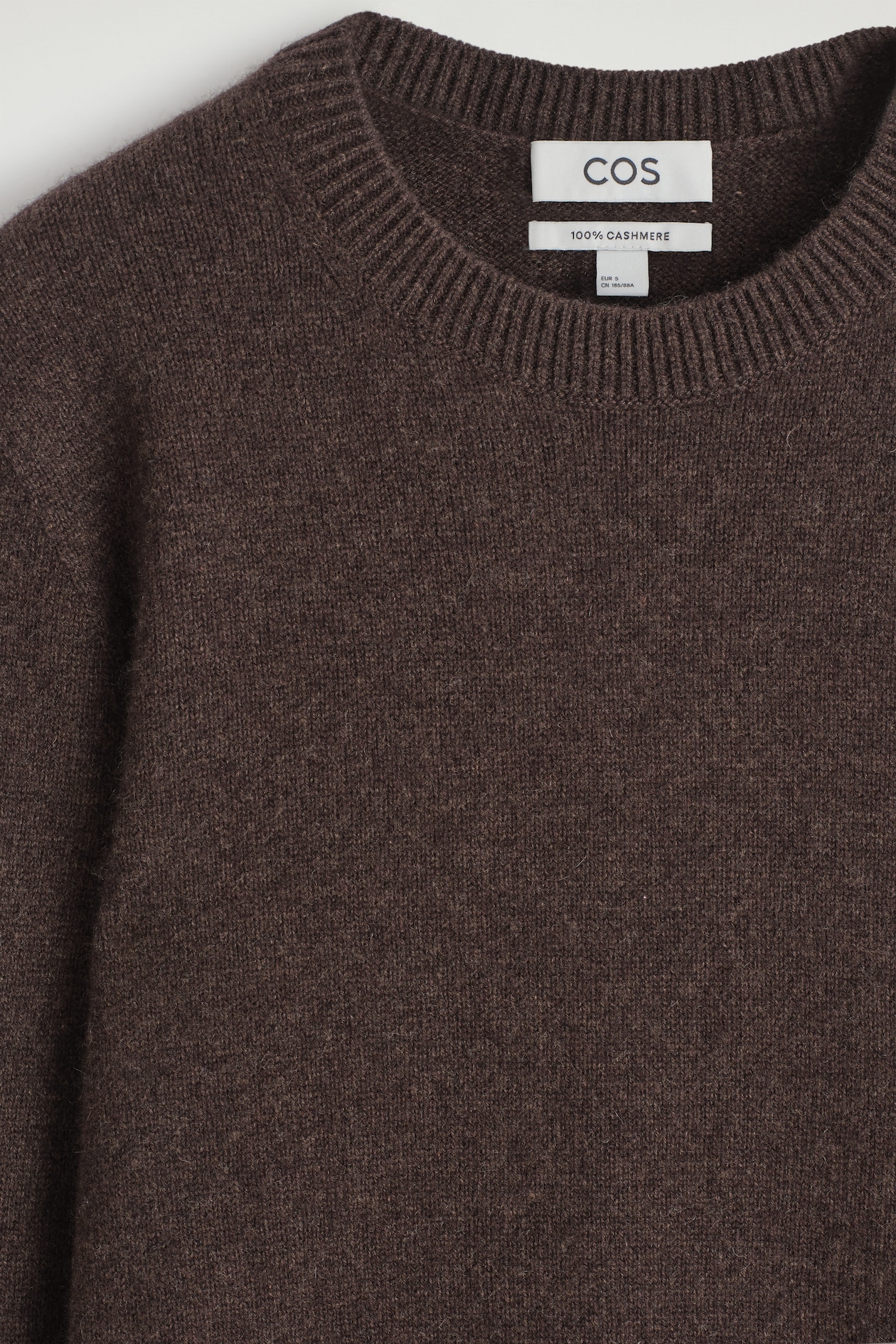 PURE CASHMERE CREW-NECK SWEATER — DARK BROWN