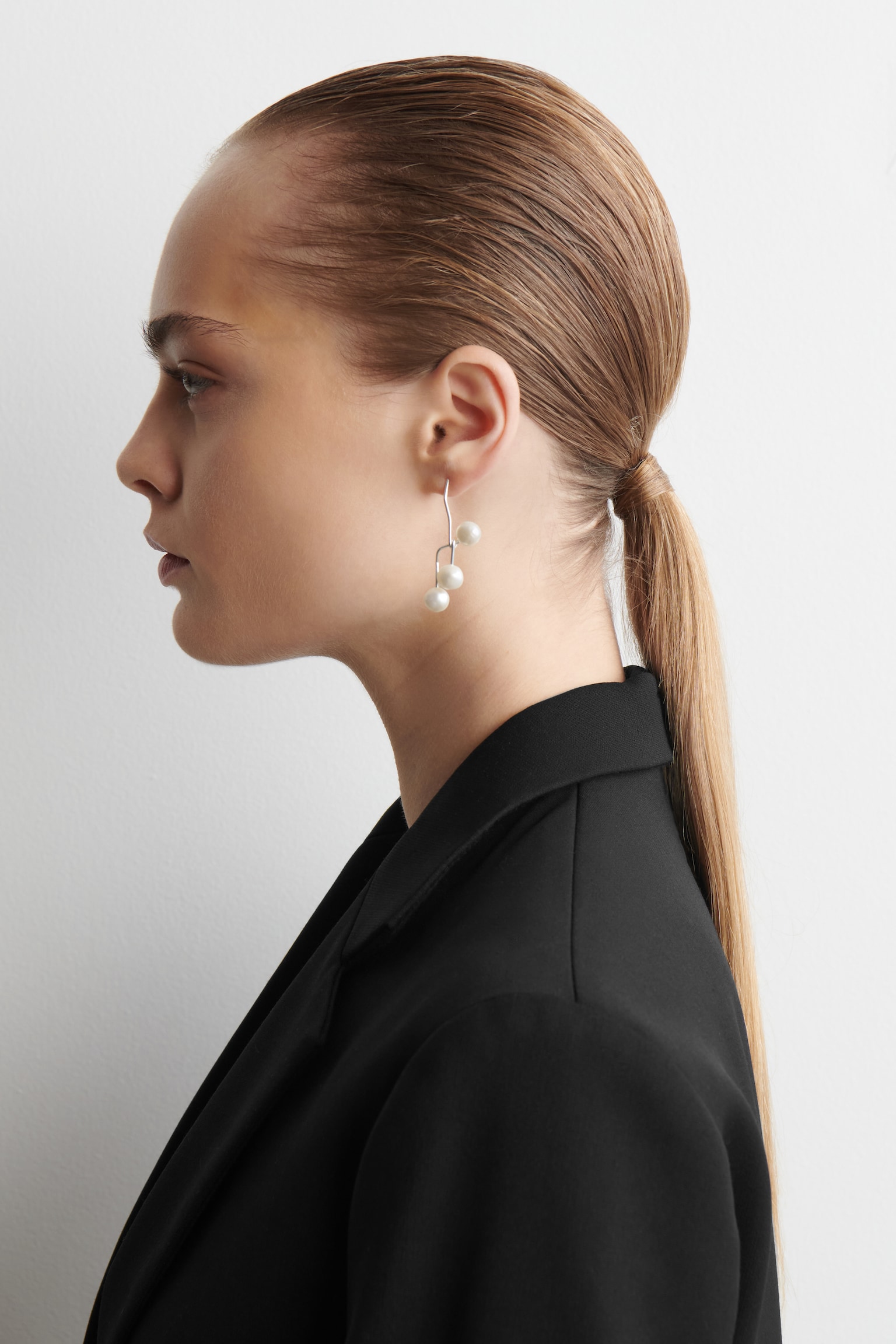 MISMATCHED CASCADING PEARL EARRINGS - SILVER - 3