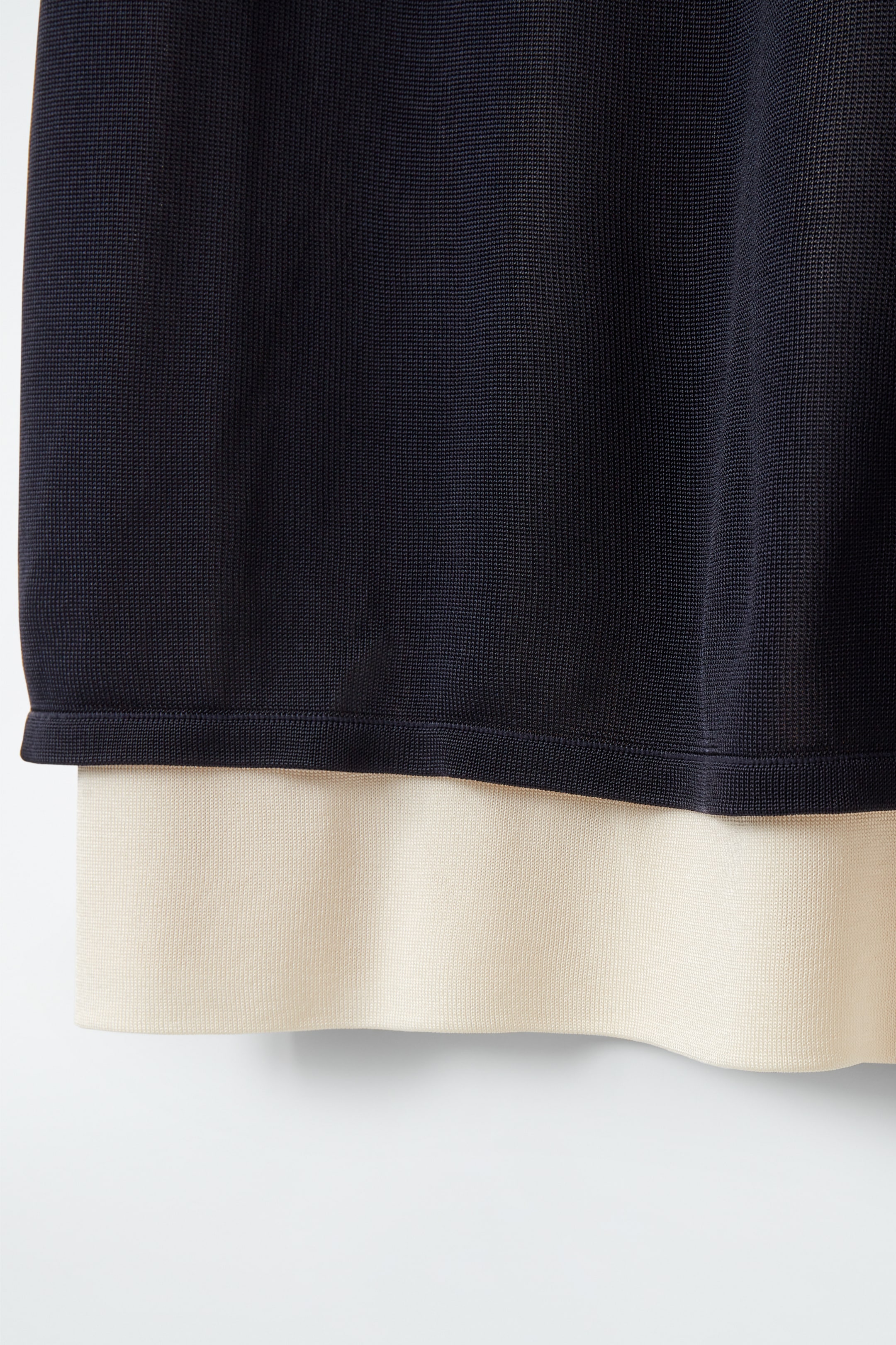Ingrandisci l'immagine: LAYERED KNITTED SKIRT - NAVY / CREAM - DONNA | H&M CH 2