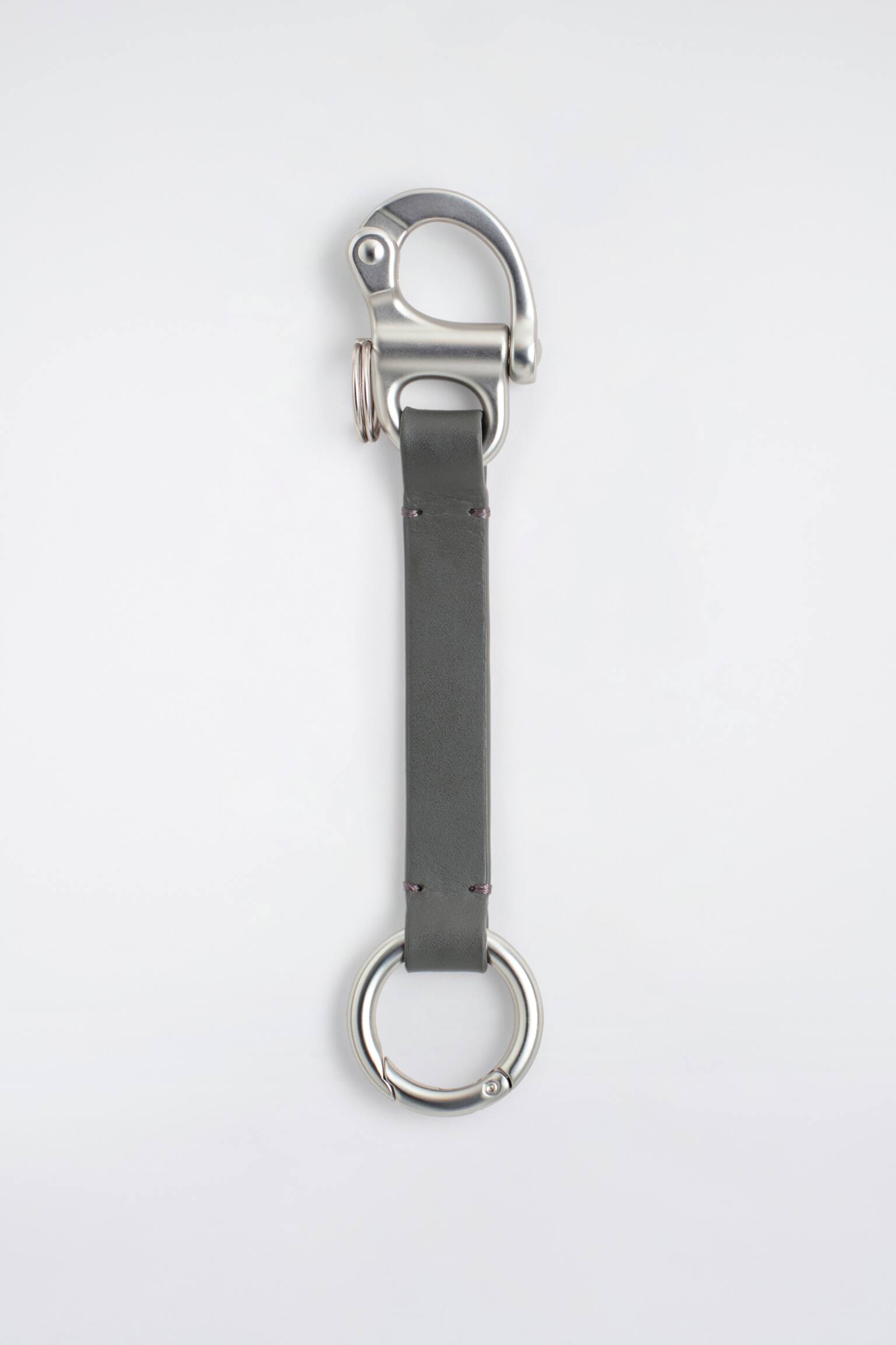 DOUBLE-ENDED LEATHER LANYARD - GREY/שחור - 2