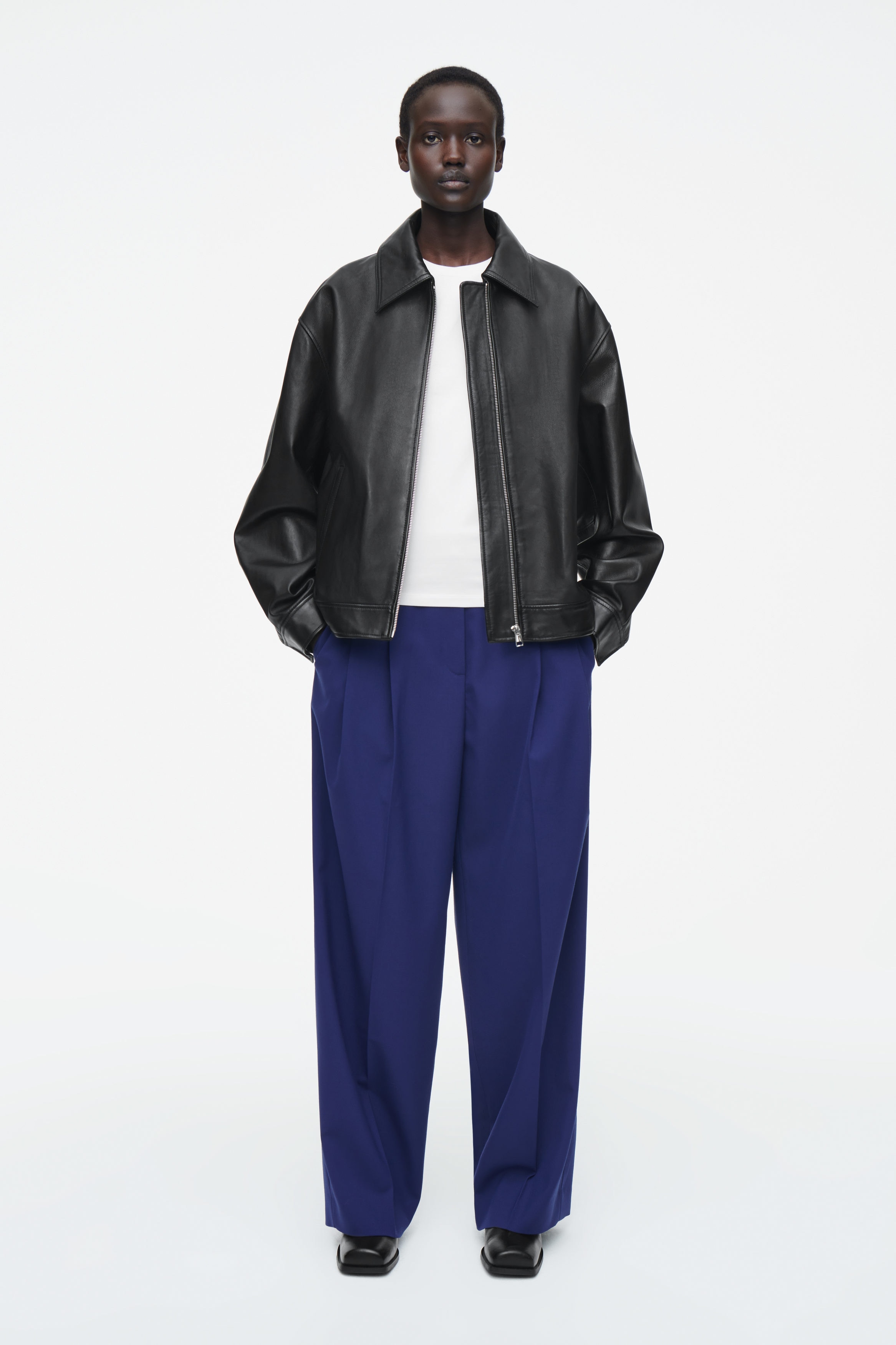 RELAXED TWILL WIDE-LEG TROUSERS - BLUE | COS