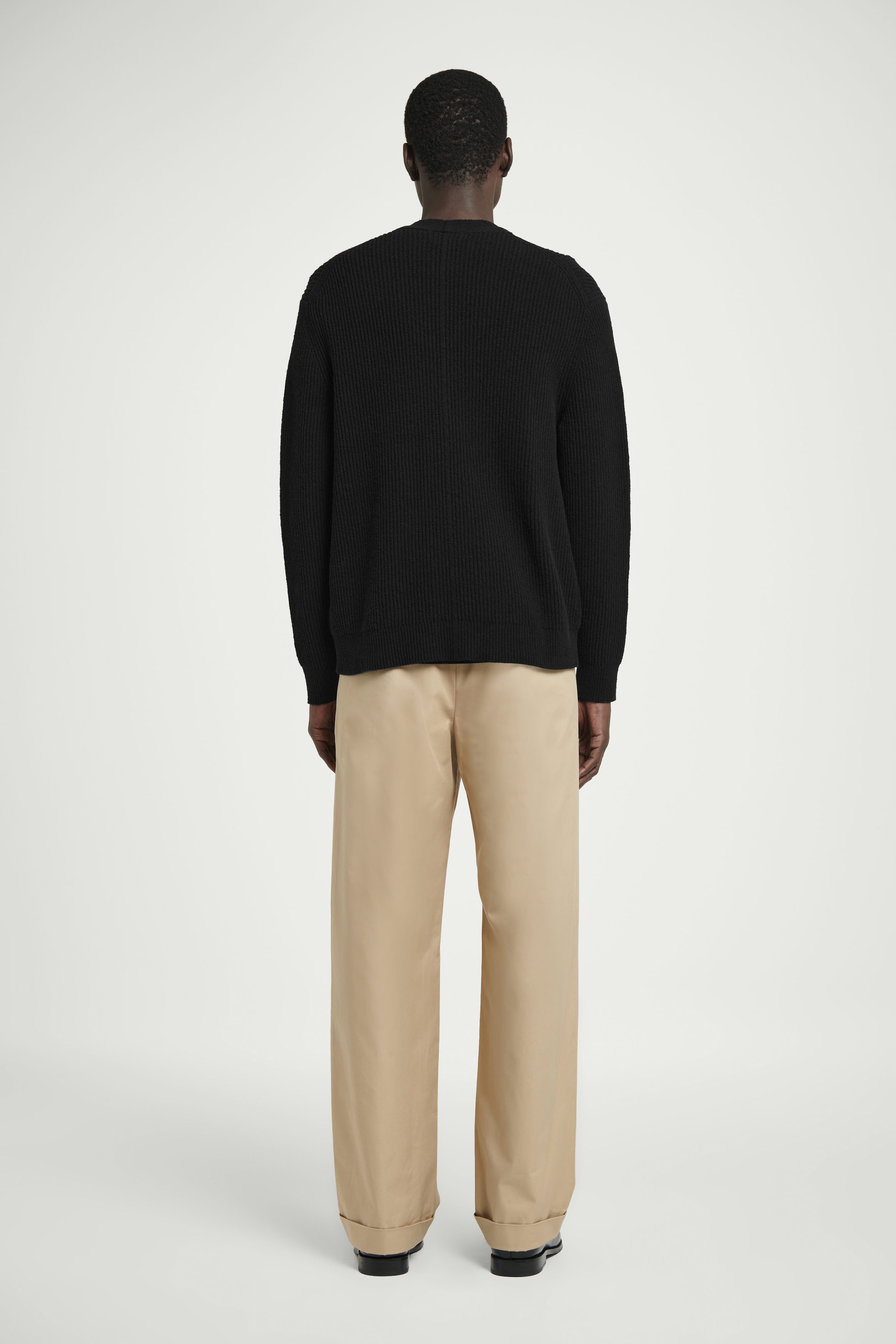 BOUCLÉ-KNIT V-NECK ZIP-UP CARDIGAN