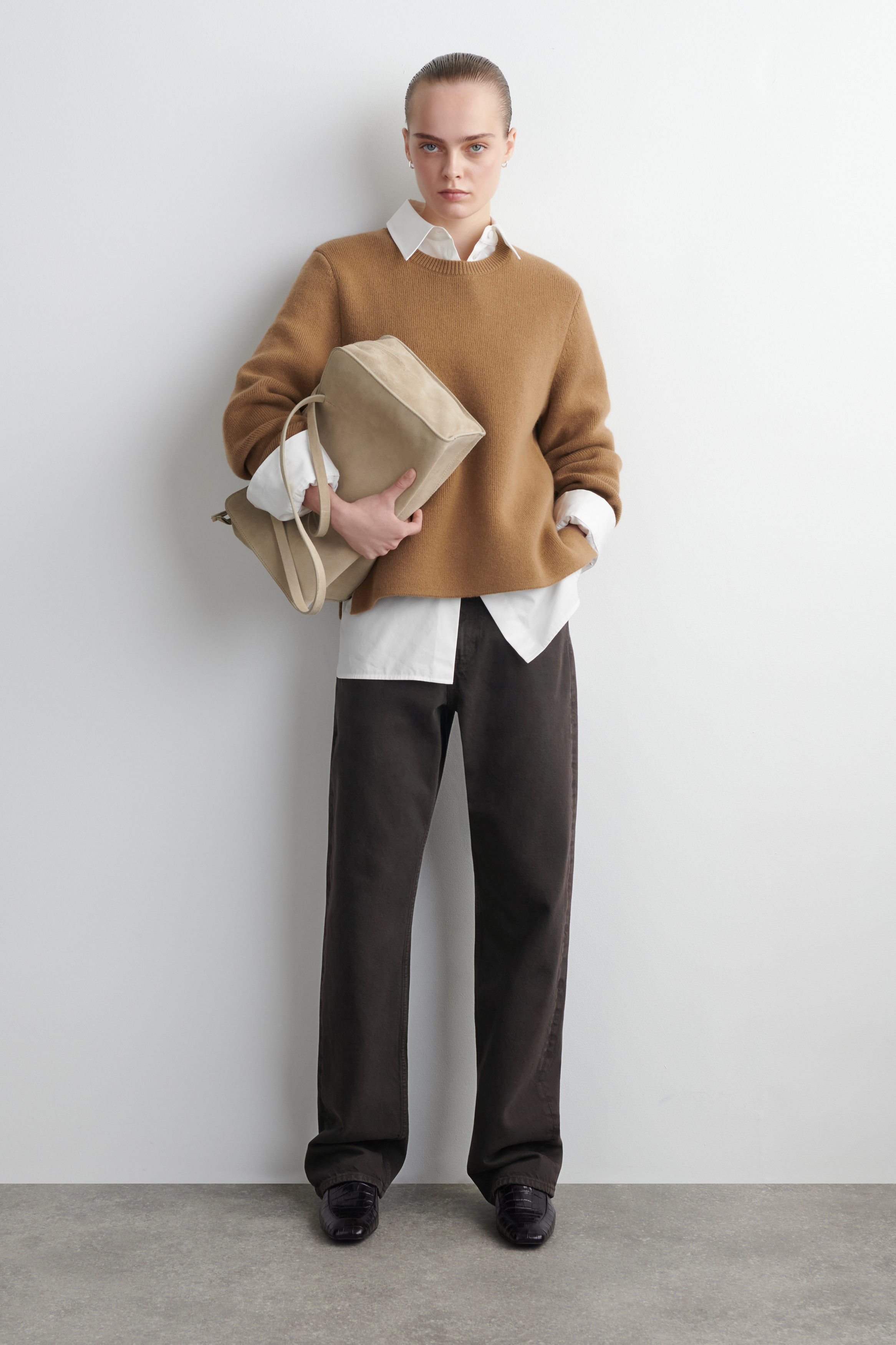MERINO WOOL CREW-NECK SWEATER - BROWN | COS US