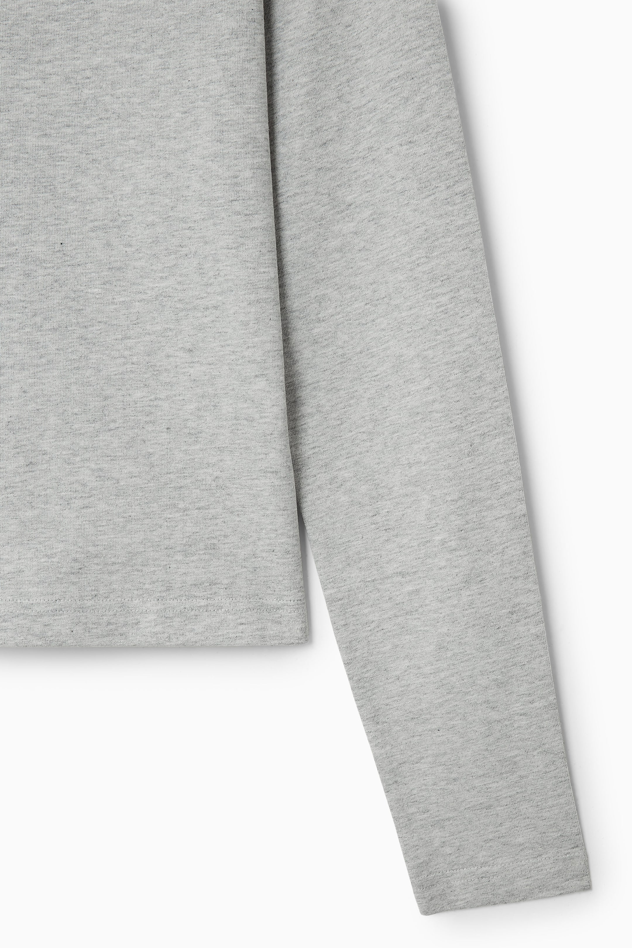 T-SHIRT Z DŁUGIM RĘKAWEM CLEAN CUT – REGULAR FIT