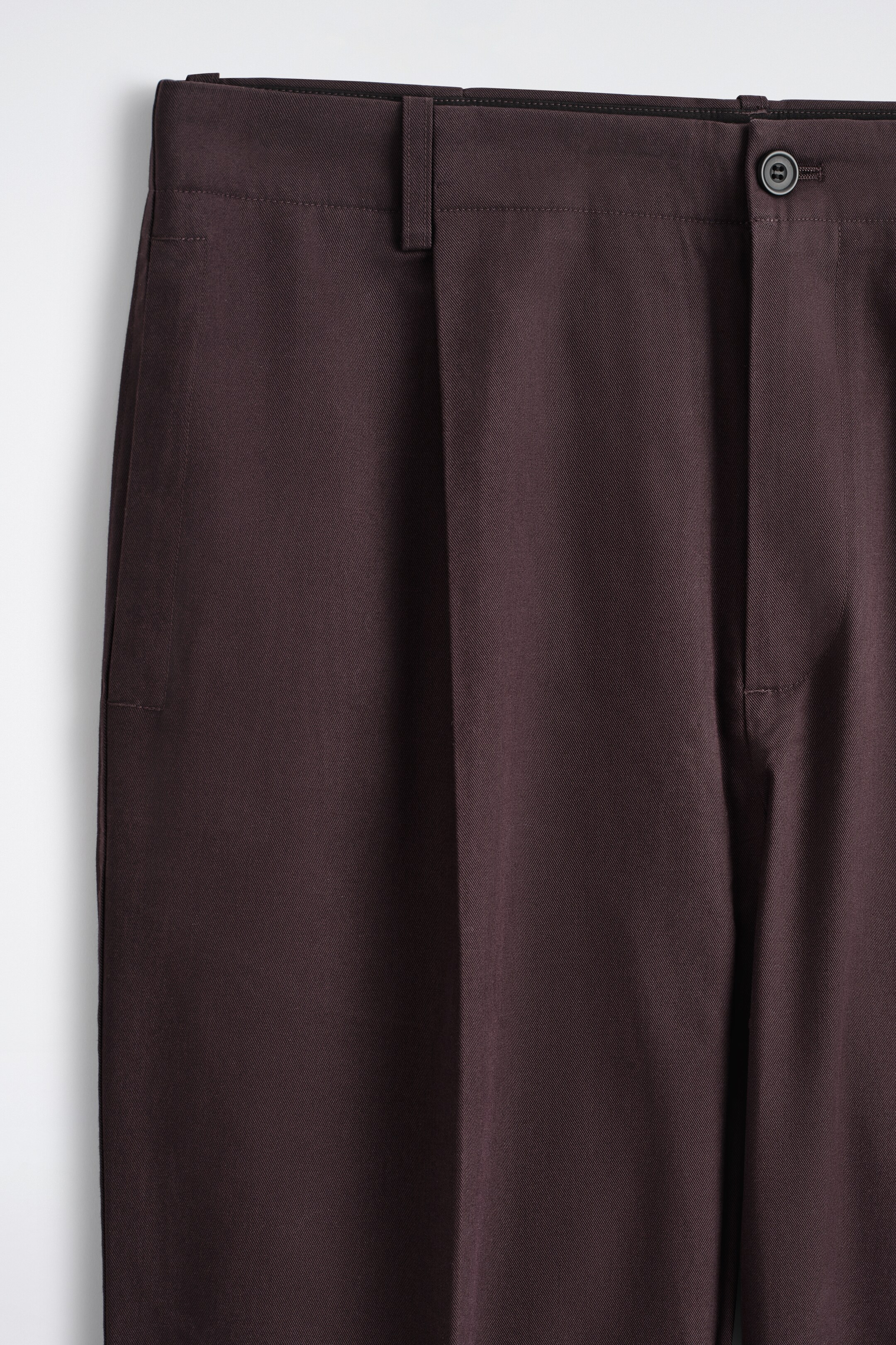 Nagyobb kép megtekintése: CROPPED COTTON STRAIGHT-LEG TROUSERS - BARNA - FÉRFI | H&M HU 7