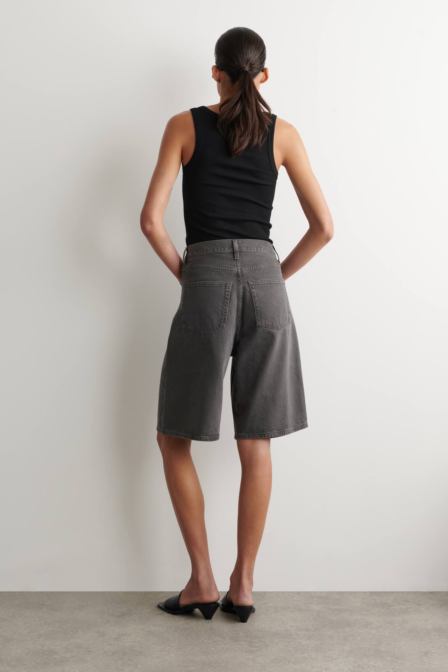 BERMUDAS VAQUERAS - MARRÓN OSCURO - 4