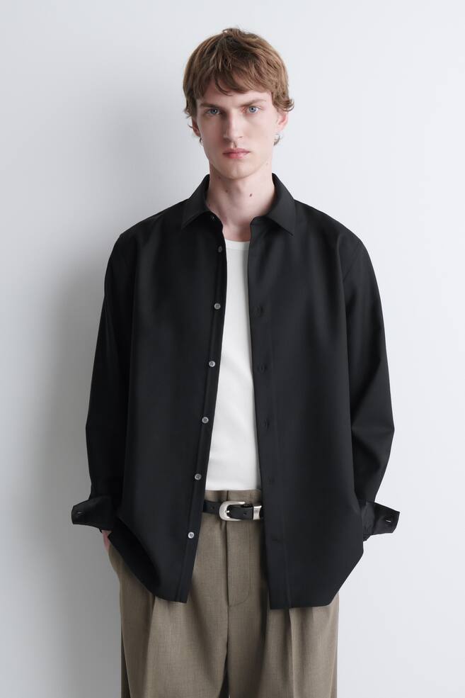 Camisa de sarja de lã com corte amplo - PRETO - 1