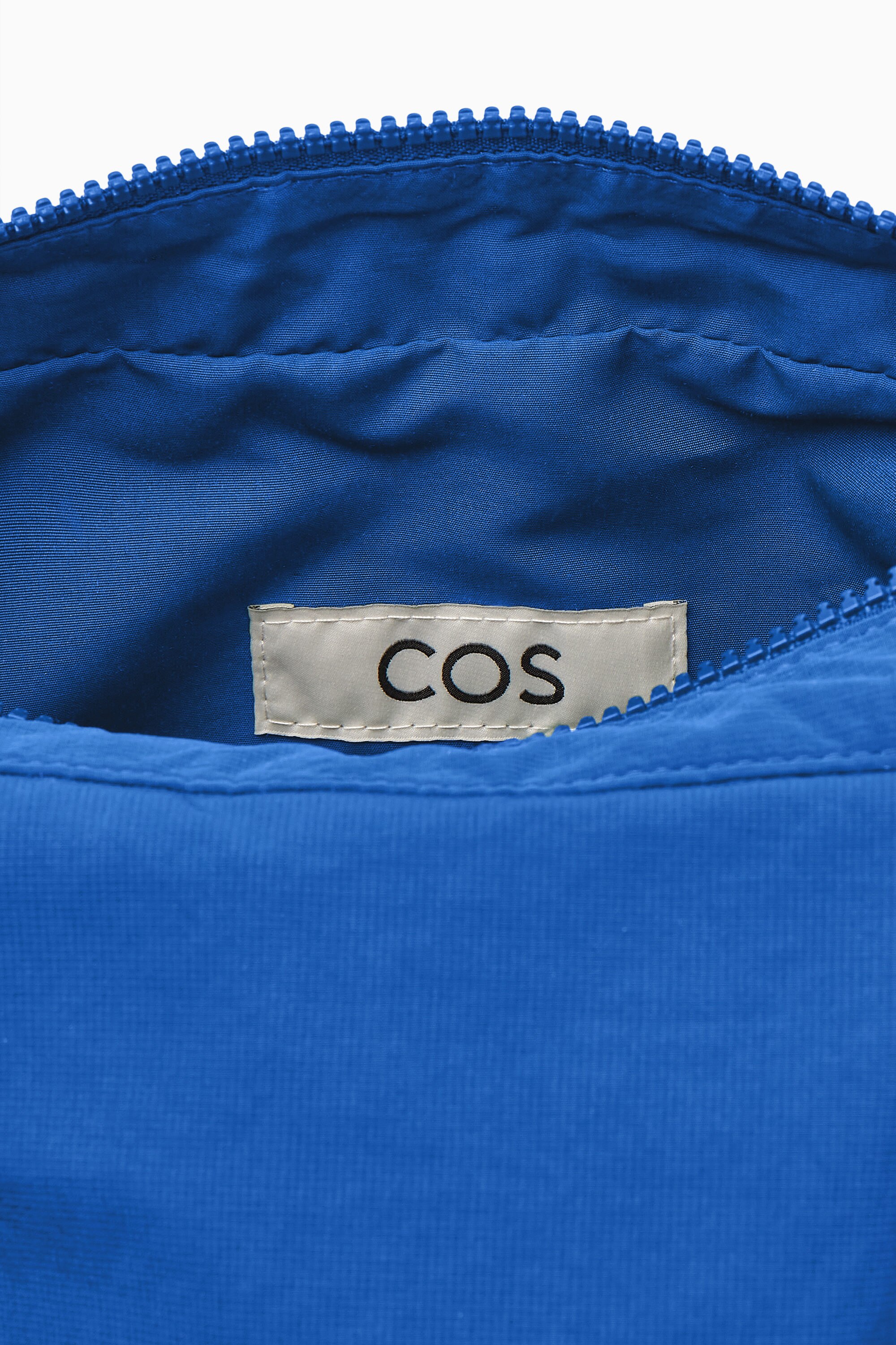 CROSSBODY SADDLE BAG - NYLON - BLUE | COS