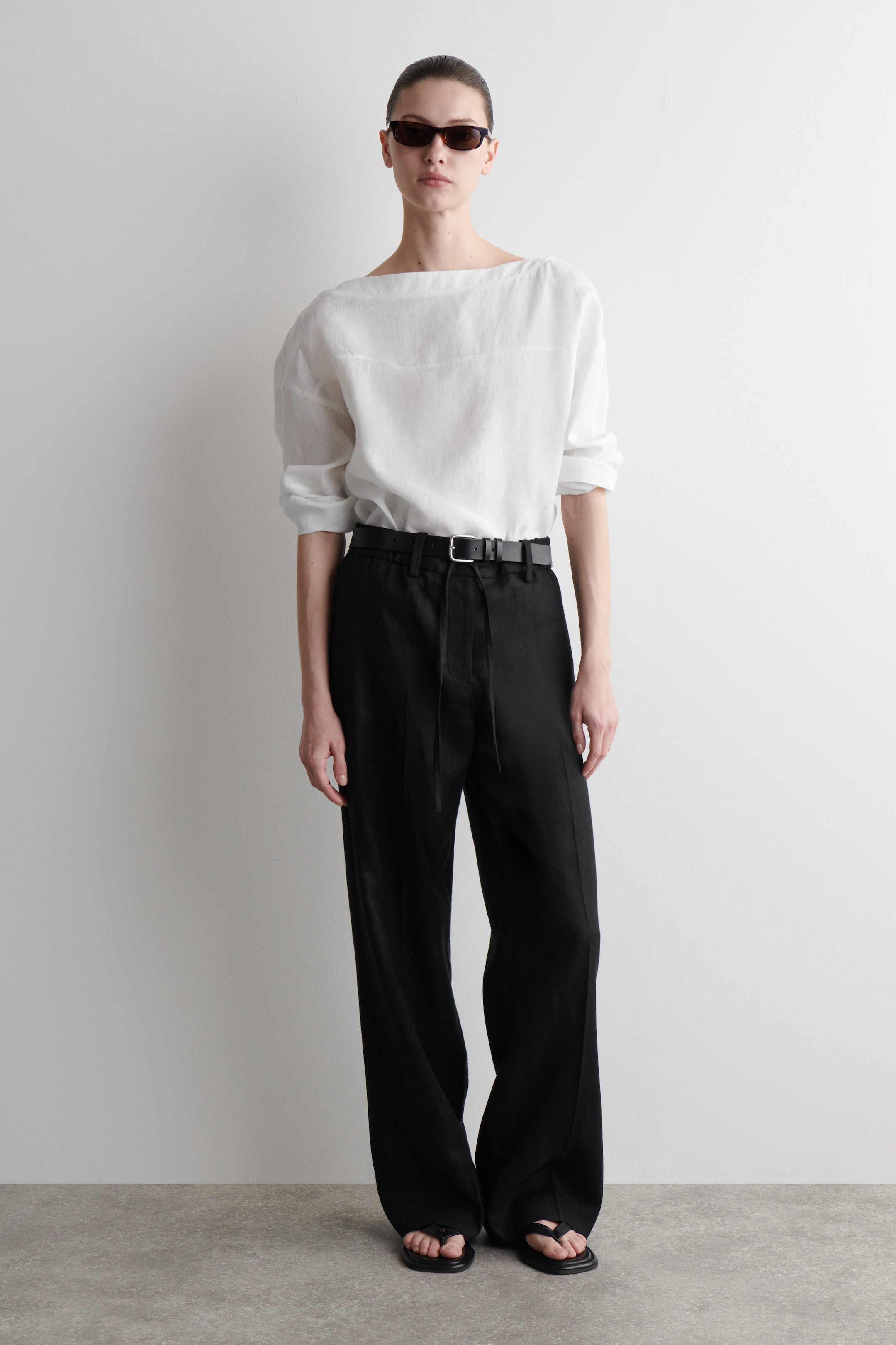Grösseres Bild ansehen: LEINENBLUSE MIT BINDEDETAIL - WEISS - DAMEN | H&M CH 2