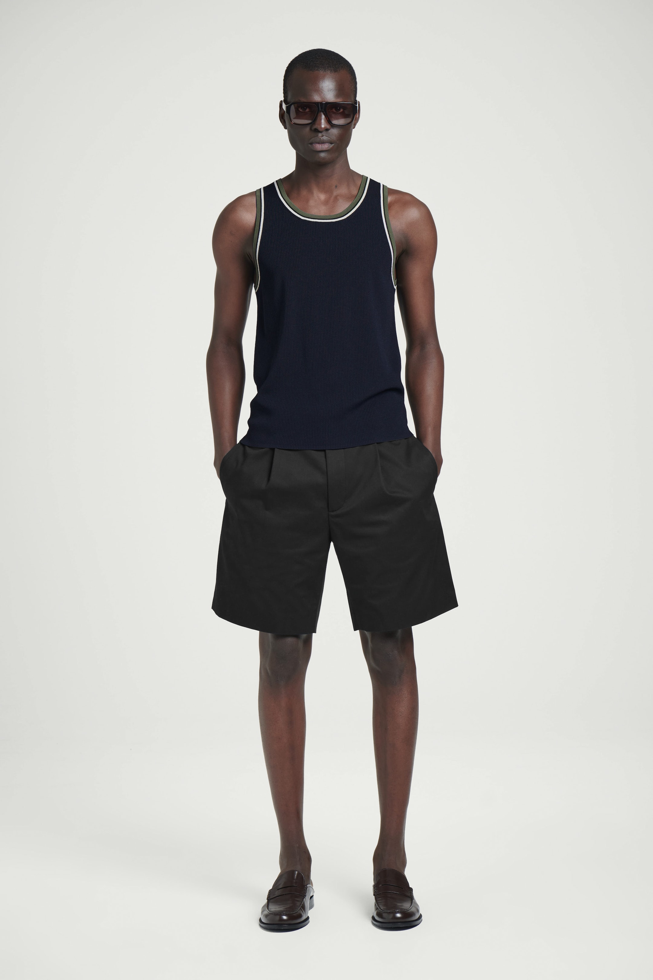 TAILORED COTTON CHINO SHORTS
