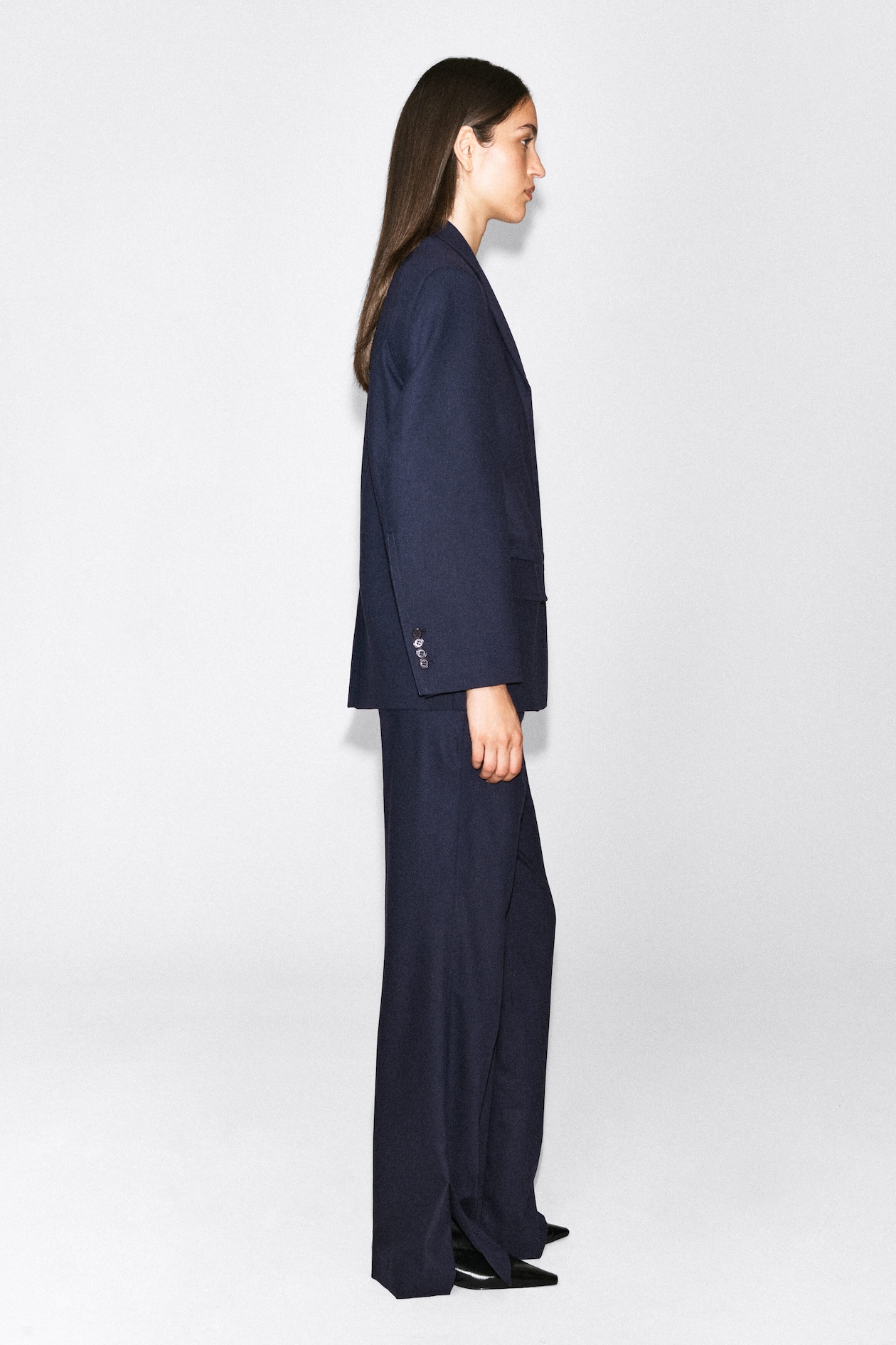 STRUCTURED WOOL-BLEND BLAZER — NAVY