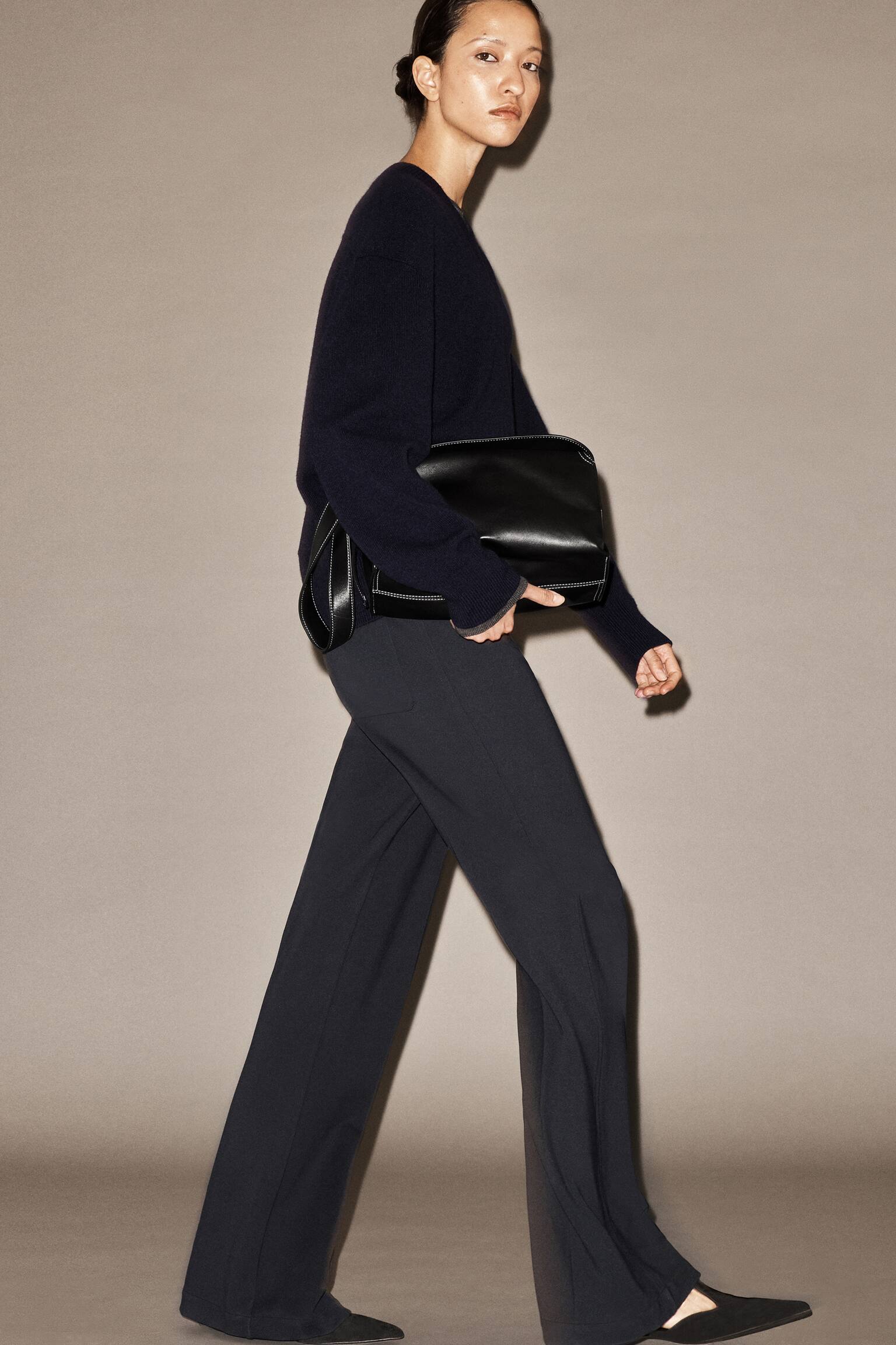 FEIN GESTRICKTE HOSE MIT GERADEM BEIN - NAVYBLAU - 9