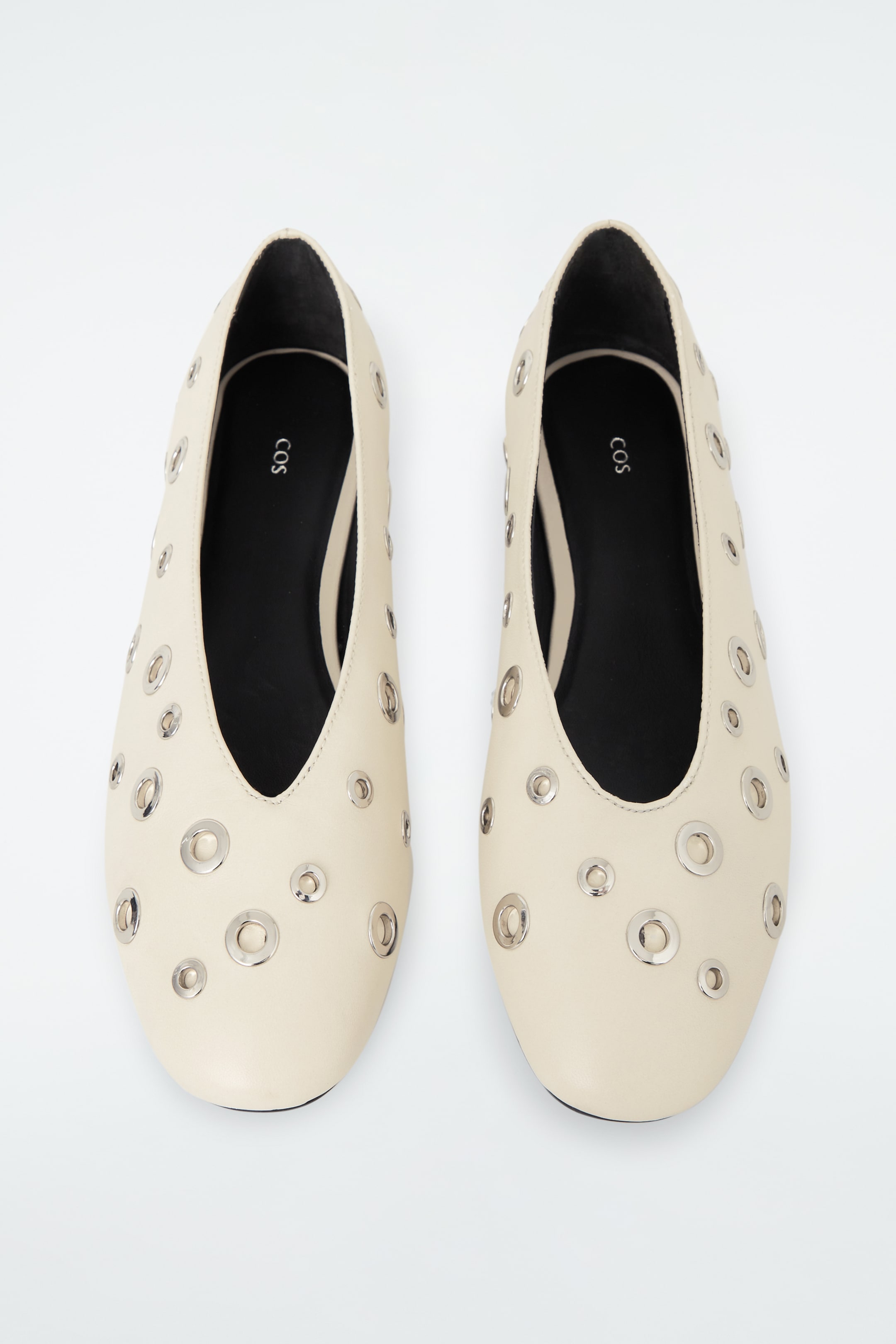 View larger image: EYELET LEATHER BALLET FLATS - OFF WHITE - Ladies | H&M GB 3
