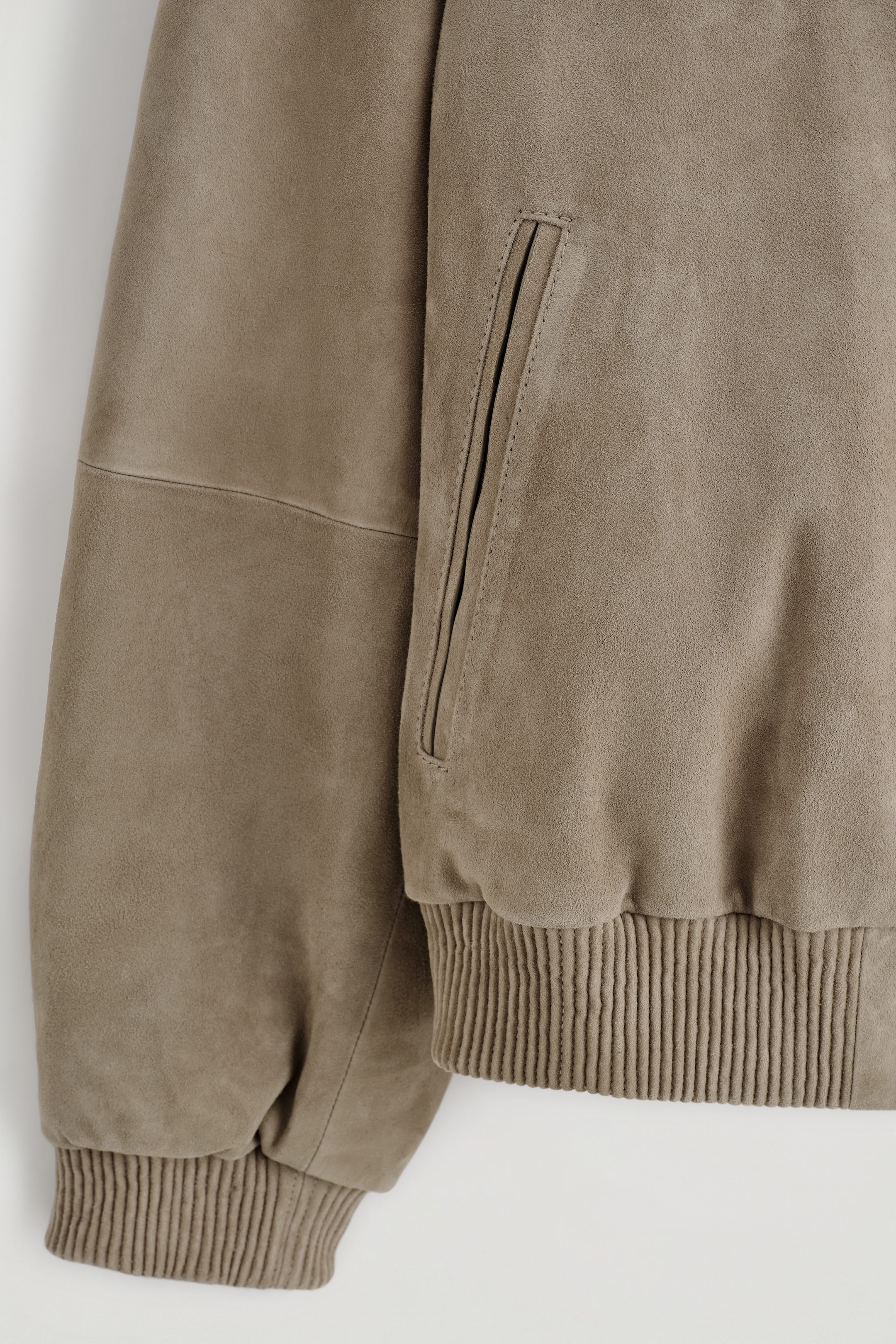 StillMedia/DescriptiveDetail