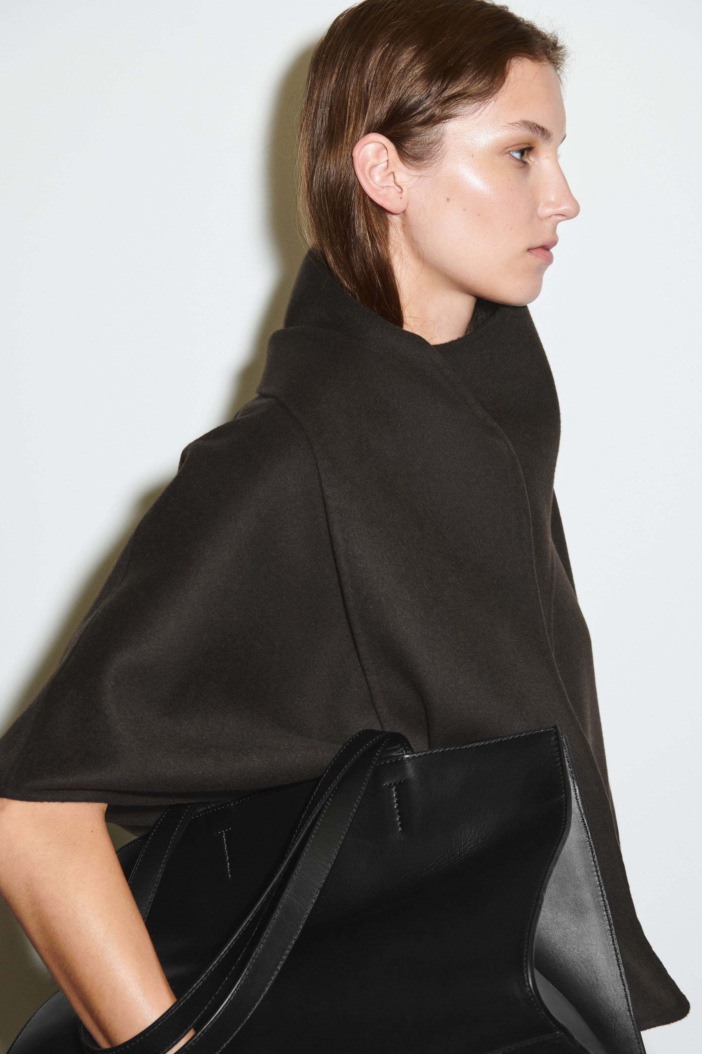 DOUBLE-FACED WOOL SCARF CAPE - DARK BROWN | COS US