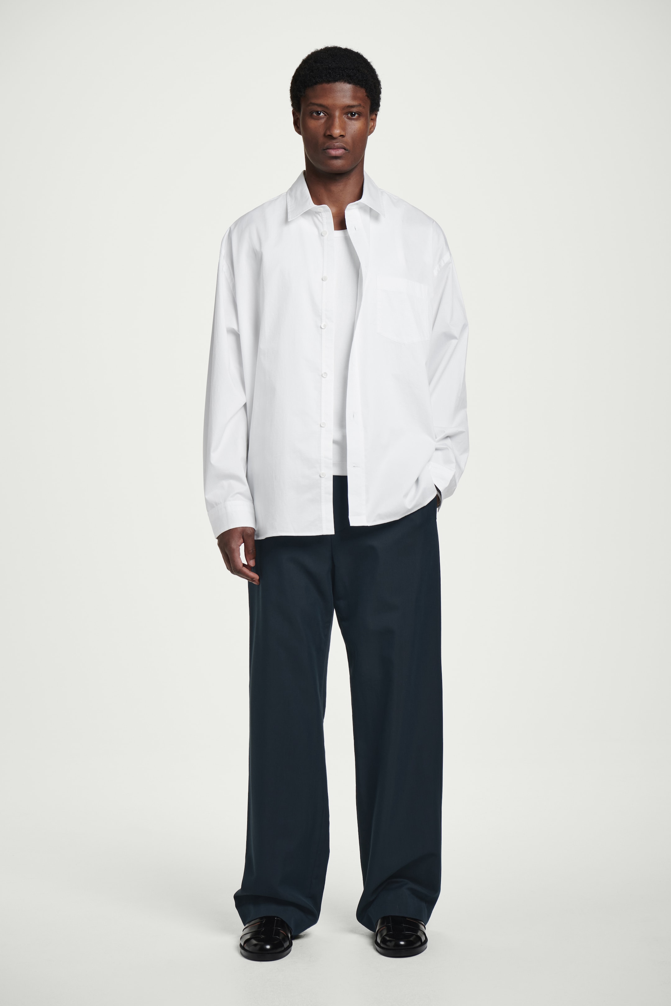 Ver imagen más grande: CAMISA OXFORD OVERSIZE ANCHA DE ALGODÓN - BLANCO - HOMBRE | H&M ES 2