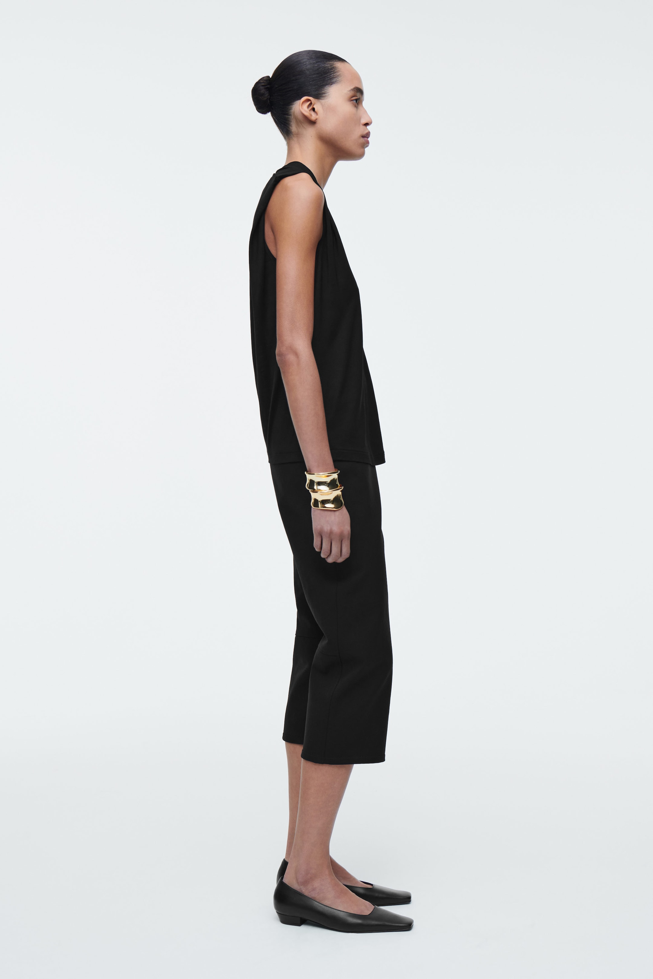 DRAPED V-NECK TOP