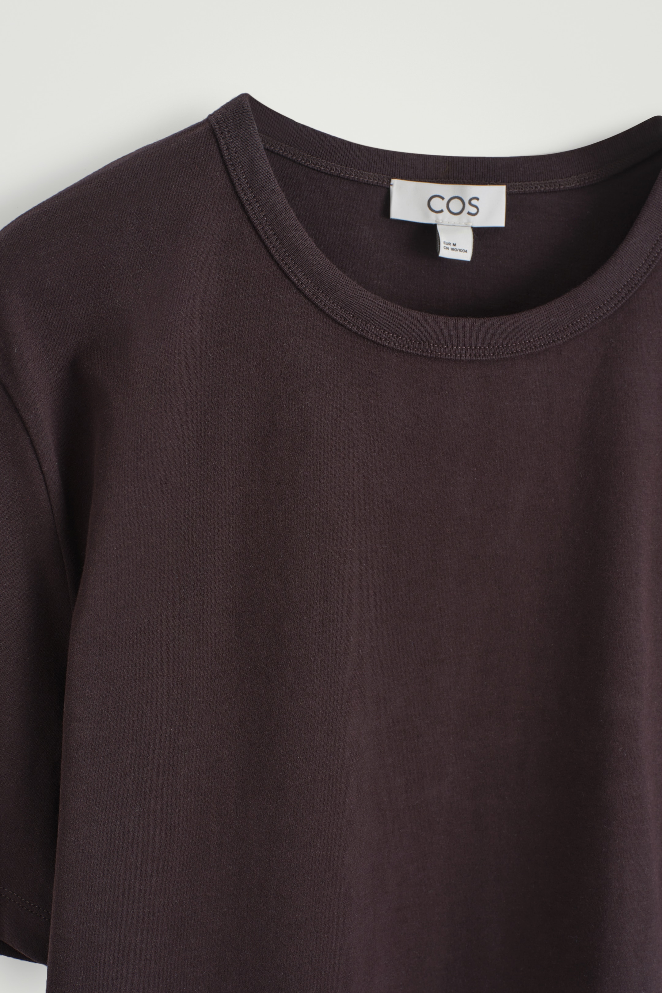 Visualizza immagine più grande: T-SHIRT IN COTONE SPAZZOLATO - MARRONE SCURO - UOMO | H&M IT 6