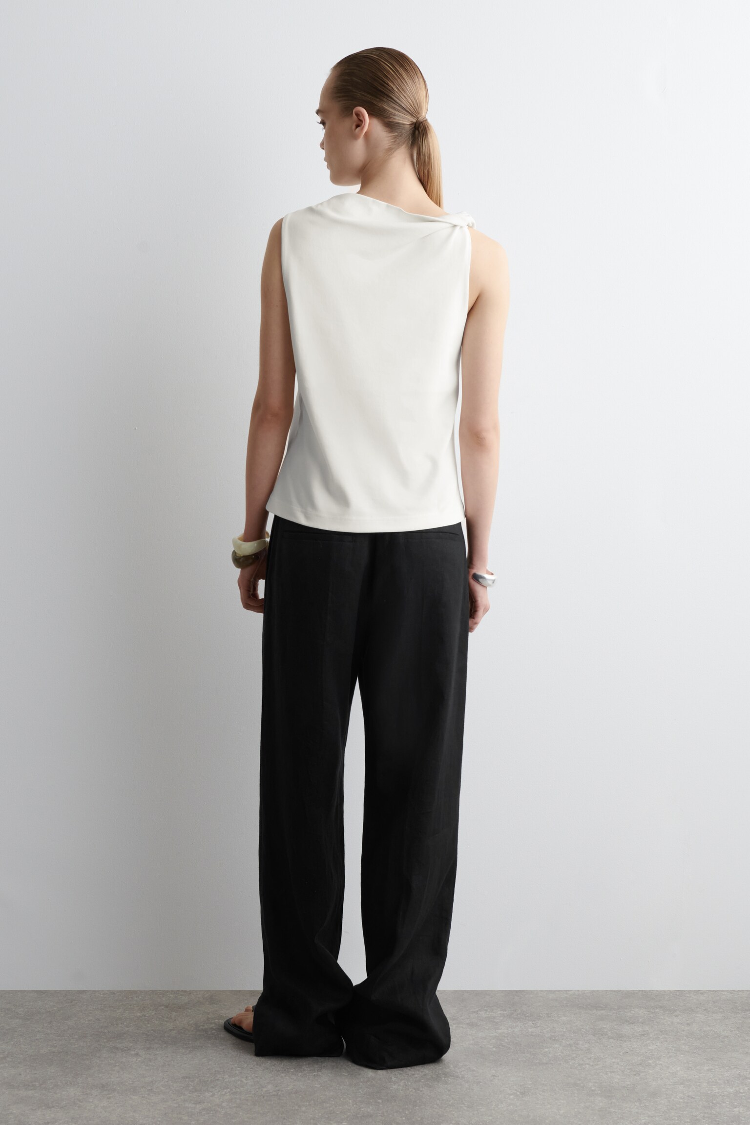 TOP IN COTONE CON DETTAGLIO RITORTO - BIANCO/BLU NAVY/ROSSO - 3