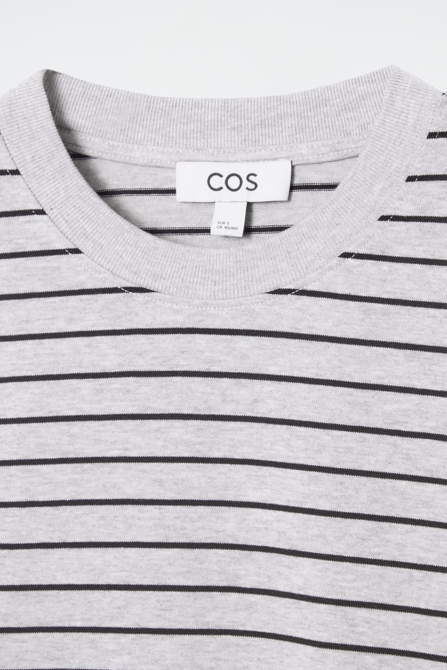 CAMISETA MANGA LARGA CORTE LIMPIO REGULAR FIT - GRIS/RAYAS/Blanco/BEIGE/SIN TEÑIR/BLANCO/MARRÓN/AZUL CLARO/VERDE OLIVA JASPEADO/MARRÓN/RAYAS/NEGRO/AZUL MARINO / A RAYAS/VERDE JASPEADO - 2