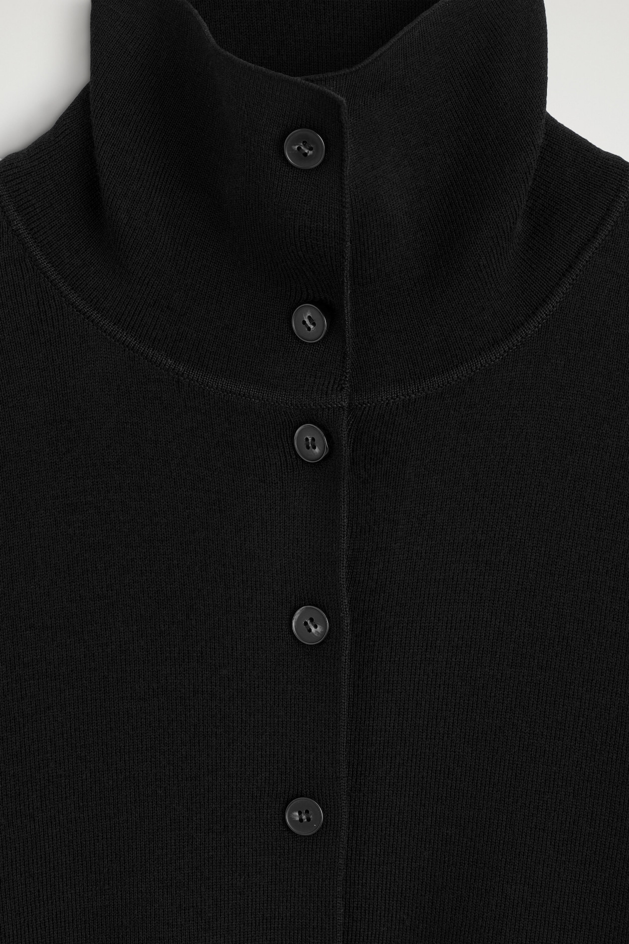 MERINO WOOL MOCK-NECK CARDIGAN — BLACK