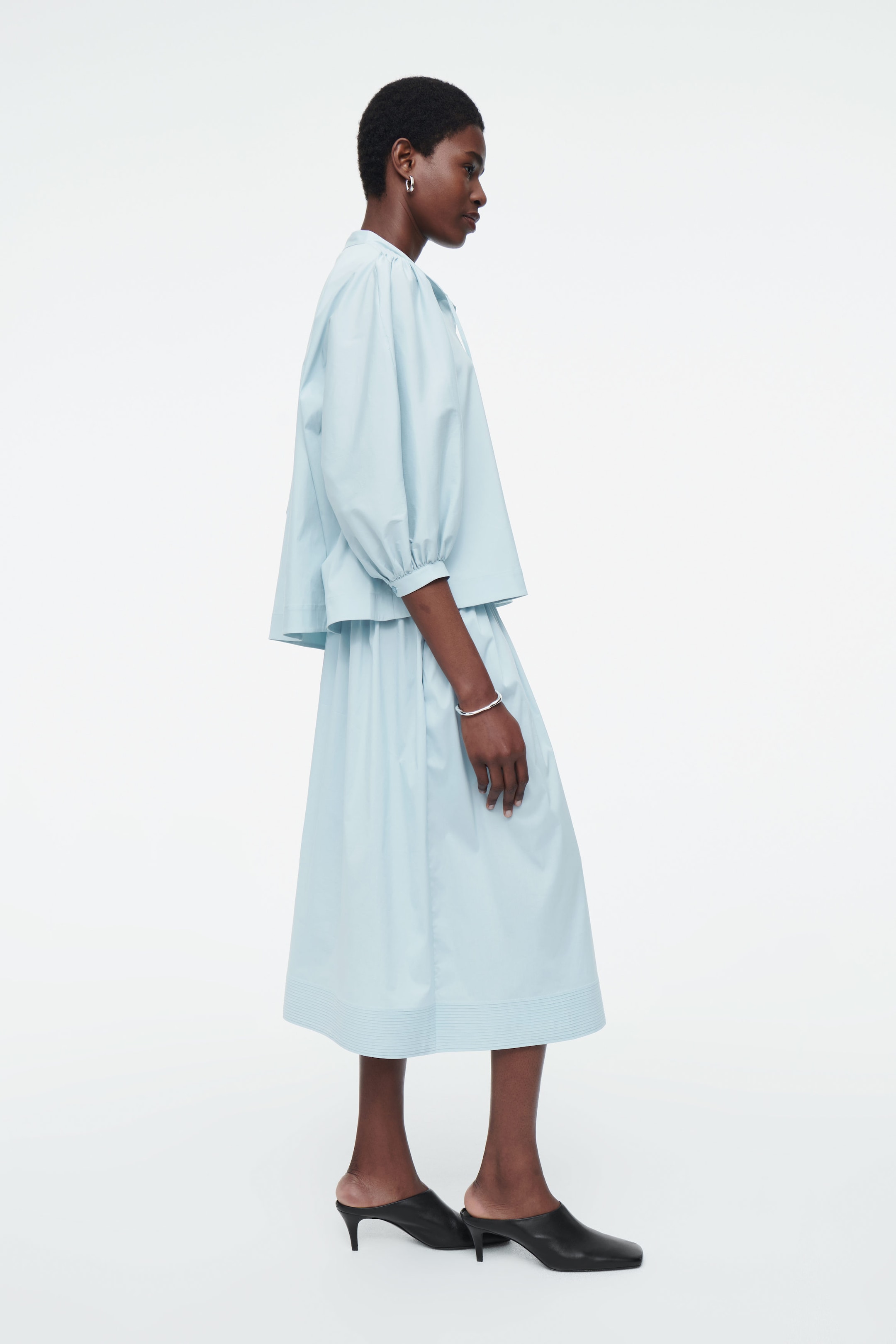 TIE-DETAIL PLEATED BLOUSE - POWDER BLUE
