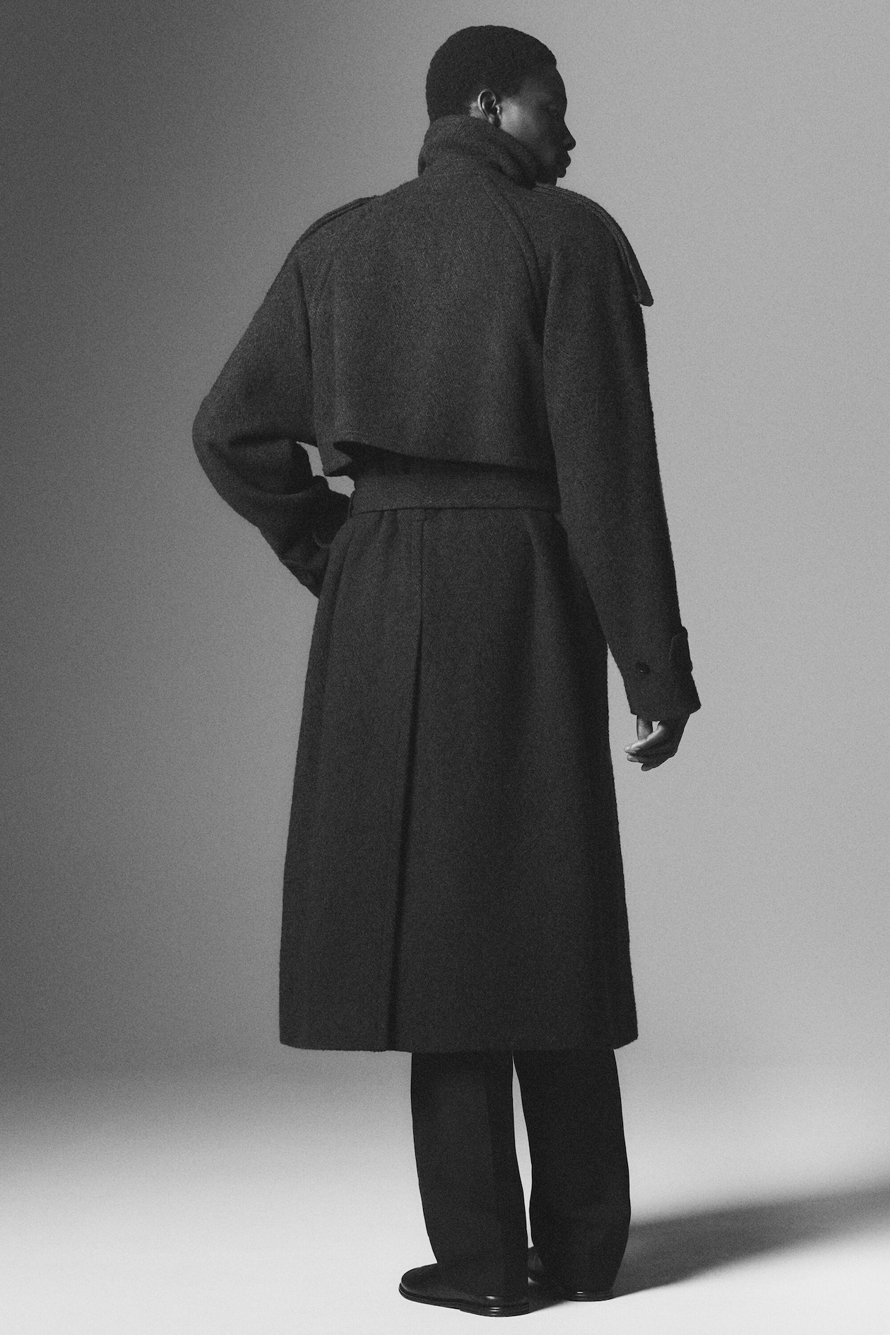 DOUBLE-FACED WOOL-BLEND HERRINGBONE COAT — DARK BROWN