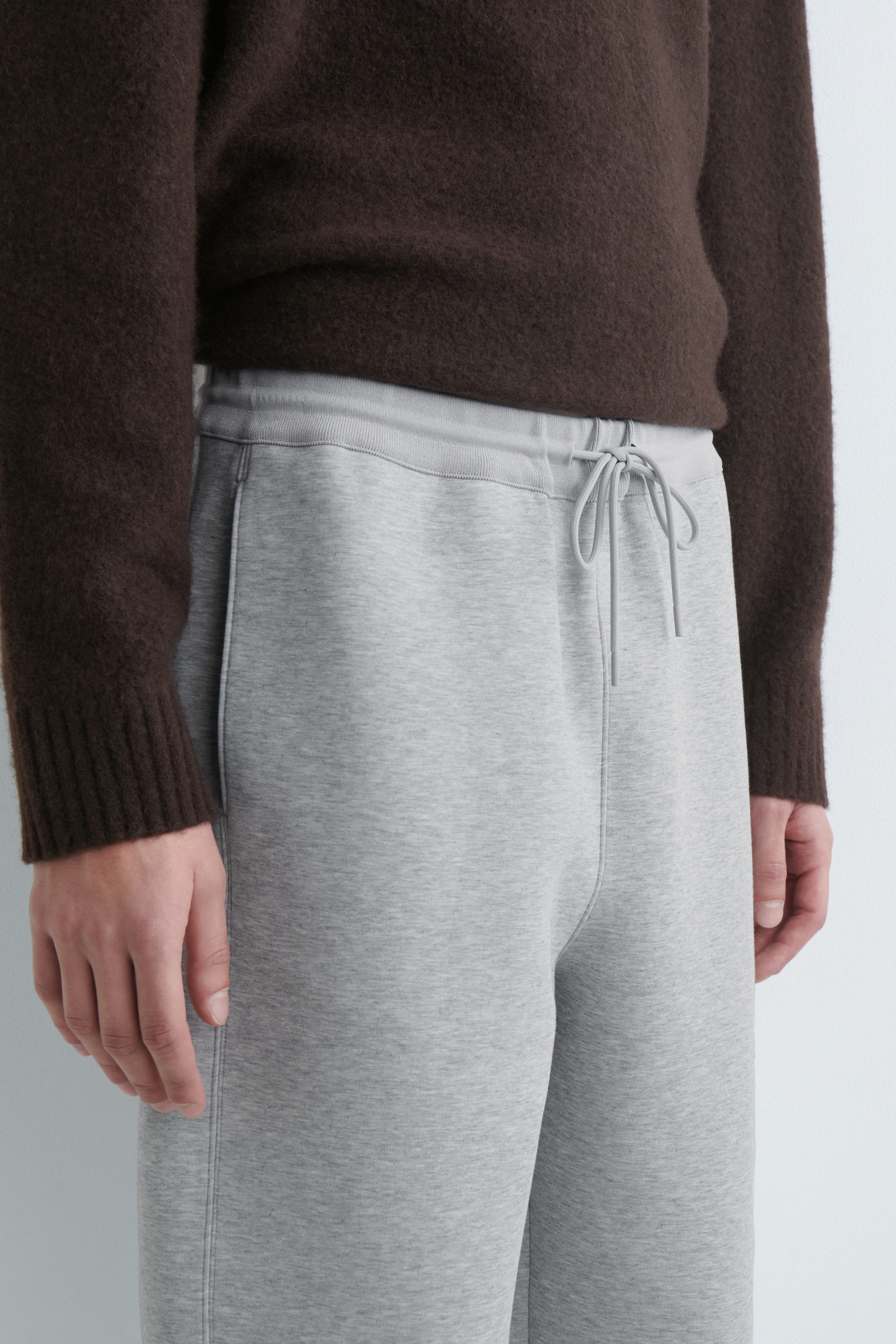 SCUBA BARREL-LEG JOGGERS