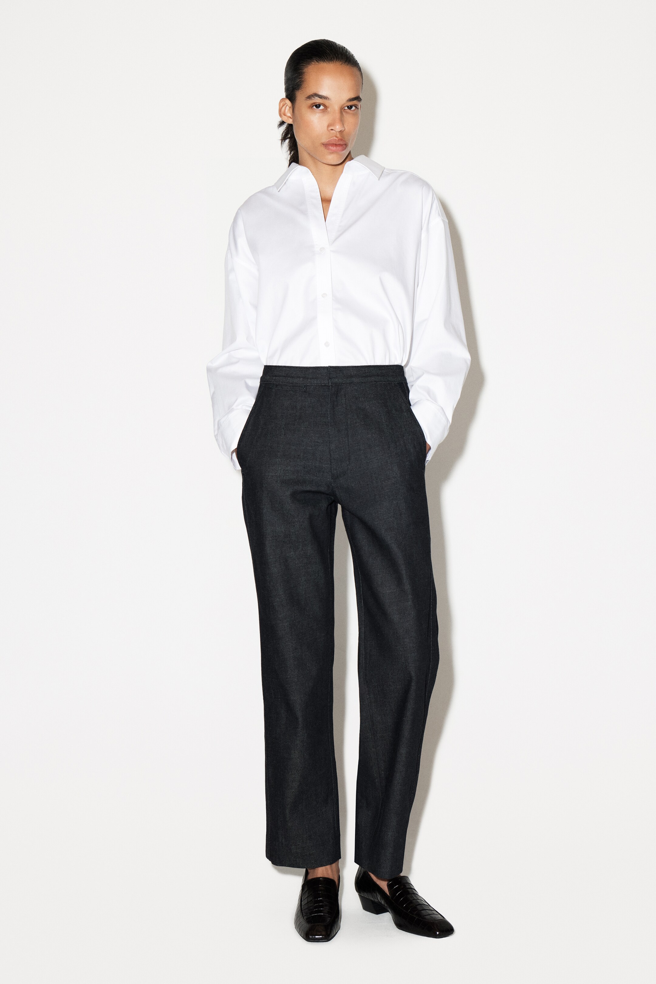 Größeres Bild anzeigen: JEANS MIT GERADEM BEIN - Dunkelblau - Ladies | H&M AT 6